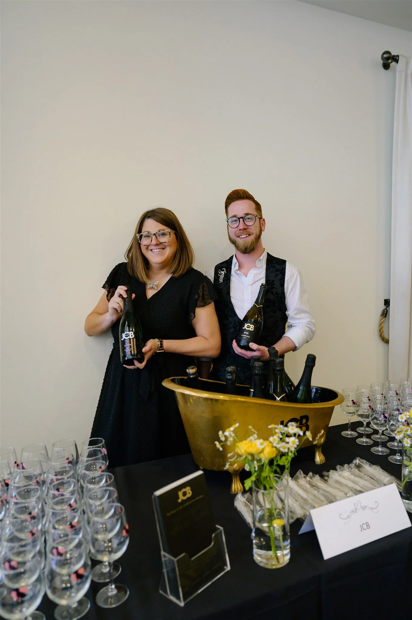 ALP_Wag_Wine_and_Dine_1014.jpg