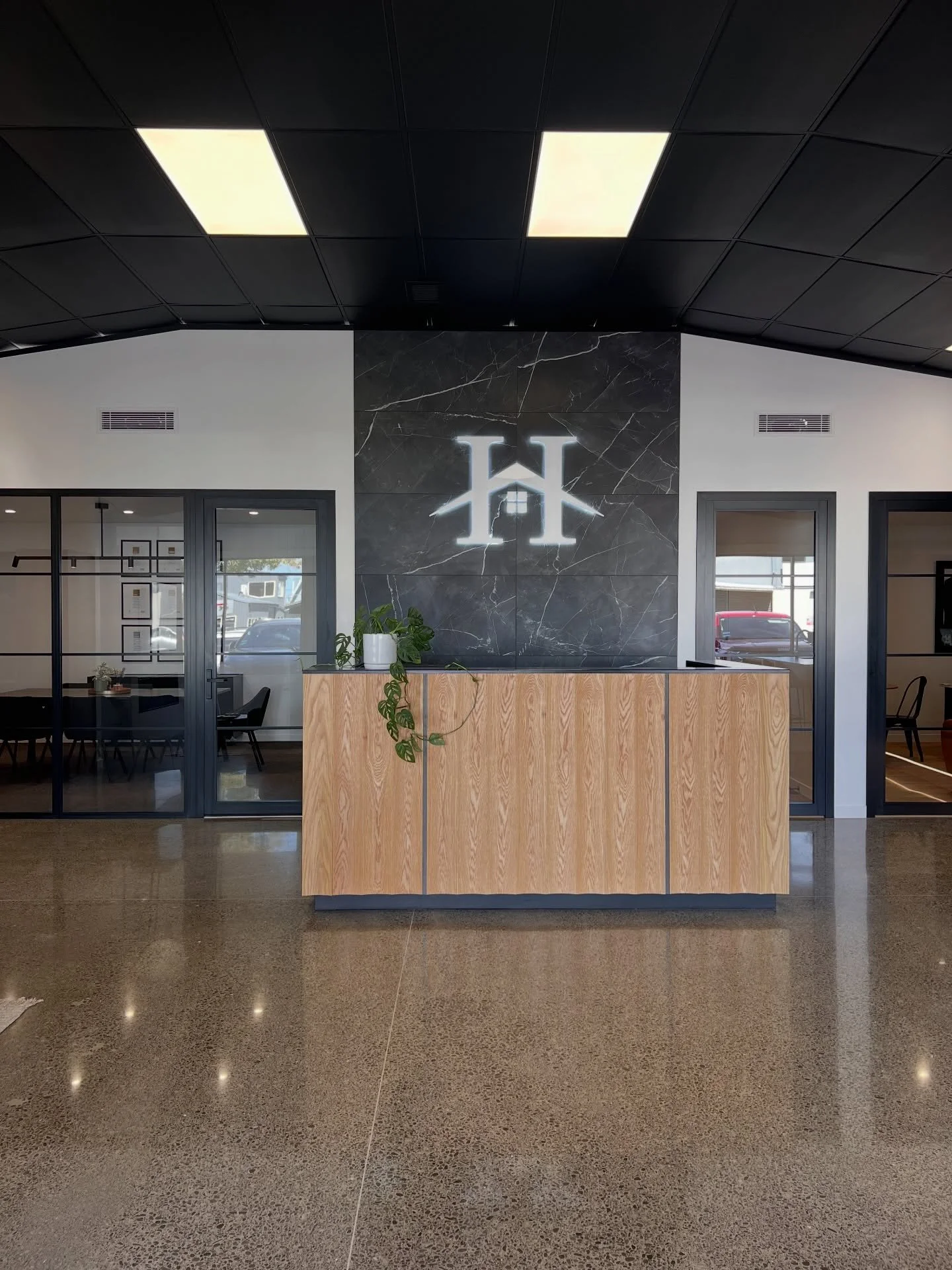 I had the privilege of working alongside Sam and Stacey of @hardyconstruction_whanganui to help bring their new showroom vision to life, starting with floor planning and 3D visualisation to map out how the space could function before construction eve