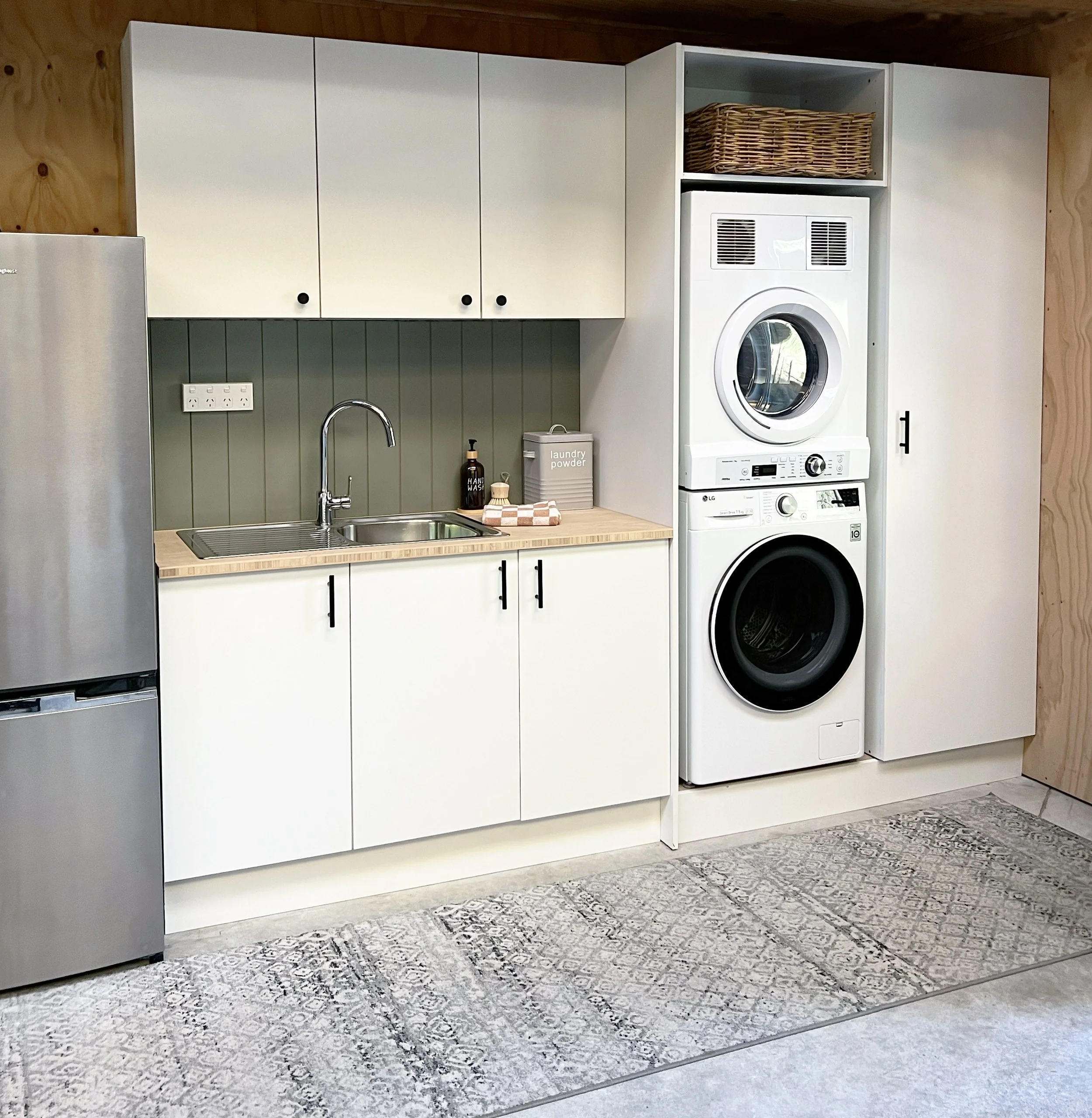 Laundry 1.jpg