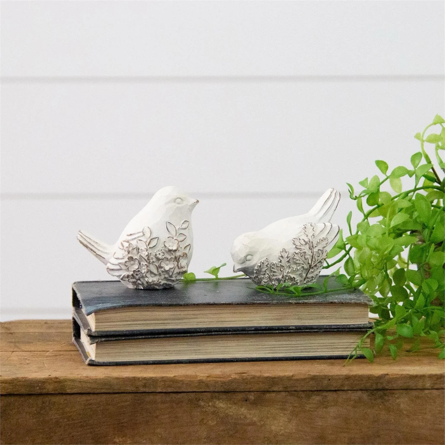 Embossed Floral White Birds - Set /2