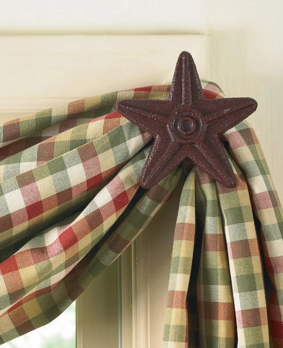 Red Star Curtains Hook - Set of 2
