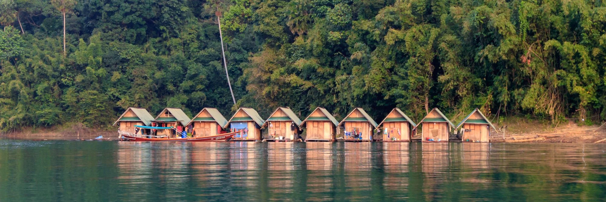 thai lake houses