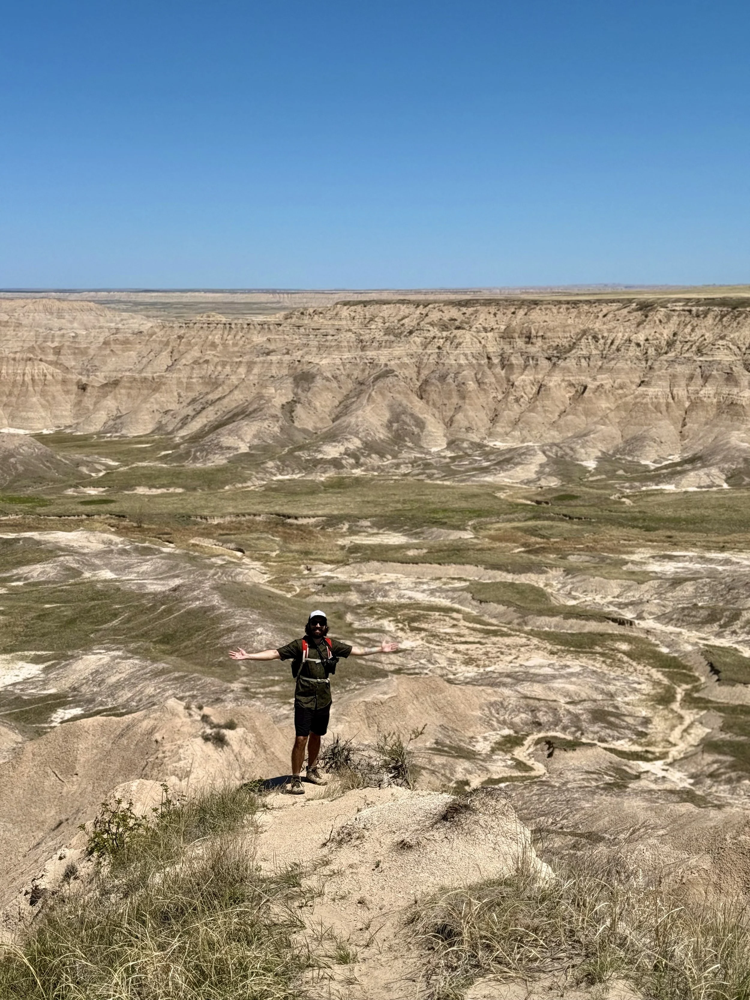 SouthDakotaRoadtrip-Badlands-SheepMountainTableRoad-3.jpeg