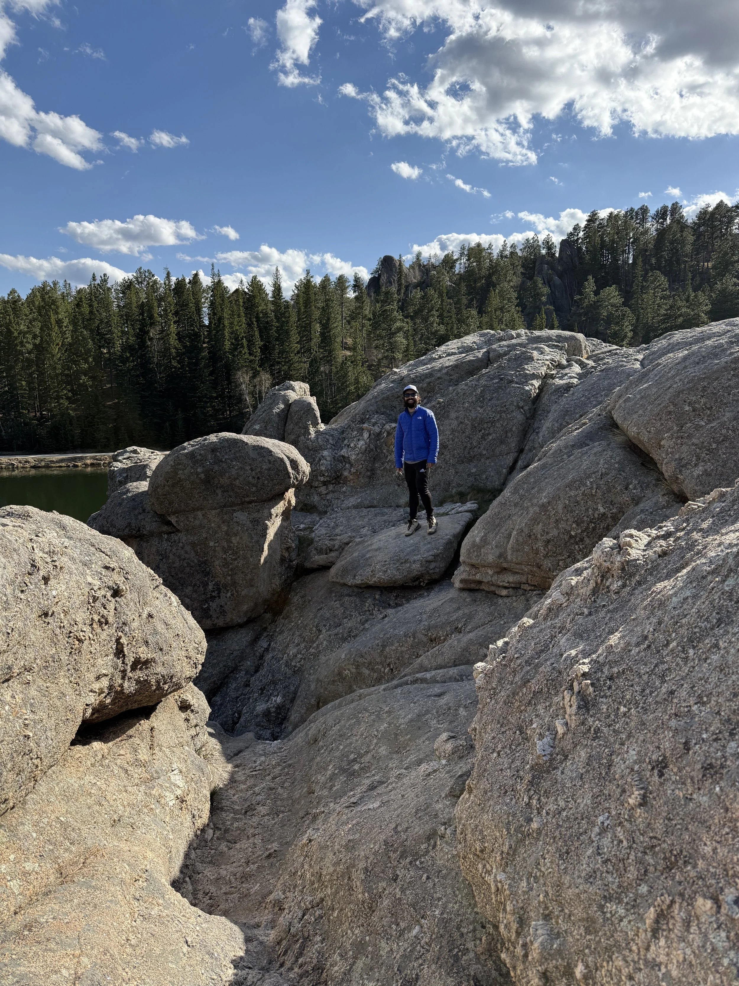 SouthDakotaRoadtrip-CusterStatePark-SylvanLake-LoopTrail-3.jpeg