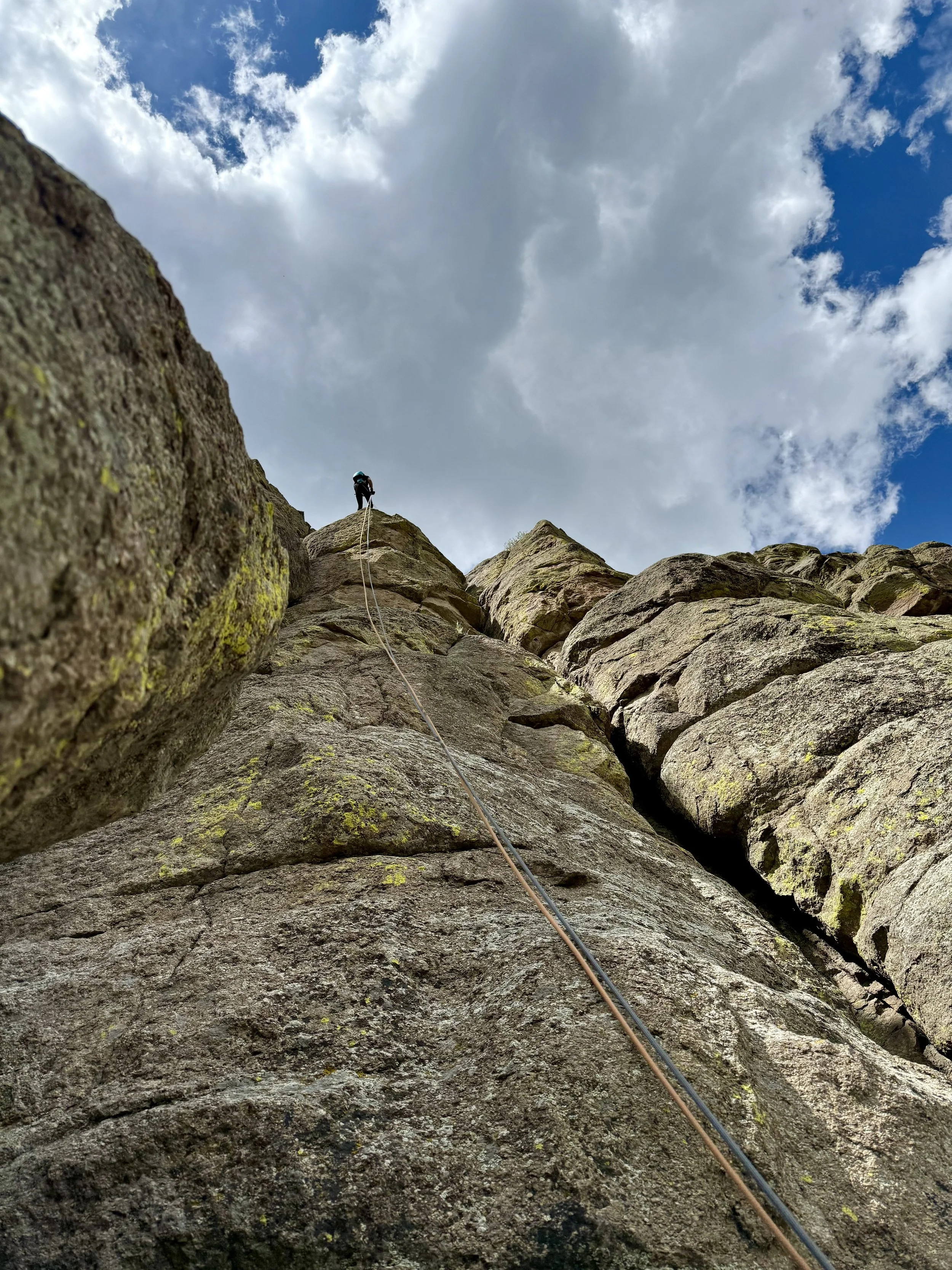 SouthDakotaRoadtrip-Wyoming-DevilsTower-Climbing25.jpeg