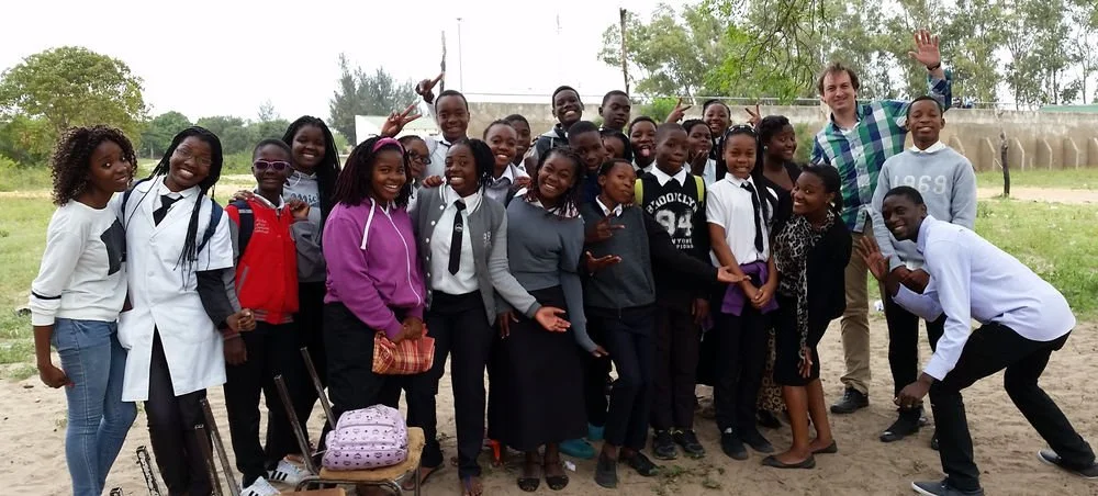 Jenters skolegang i Mosambik