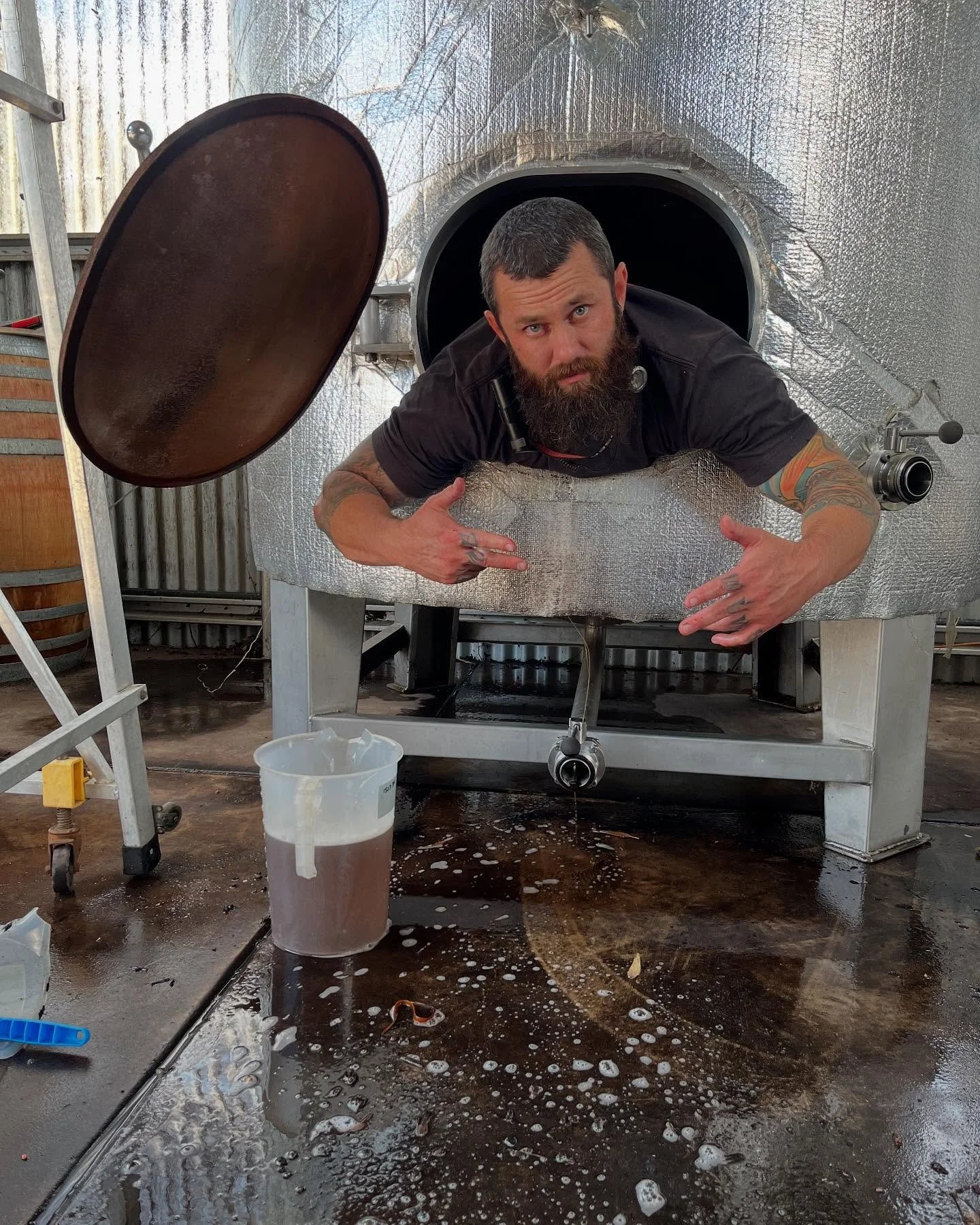 Happy born day to my brother and OG knucklehead. Looking forward to making magic with you for many moons.

#knucklehead #fine #wine #winemaker #mates #friendship #magic #necromancer #necromancy #🍷 #🍇 #☠️ #🔮 #✨