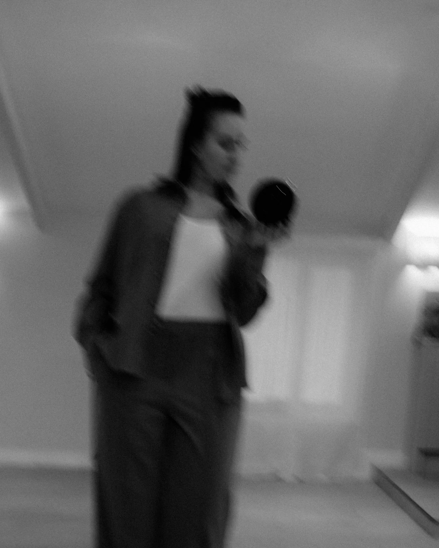 A little reintroduction feels about right as we head into a new wedding season 🤍

These were taken a couple of weeks ago whilst I was at the beautiful @rae.the.studio for a branding shoot. The aesthetics were too good not to jump in front of the cam