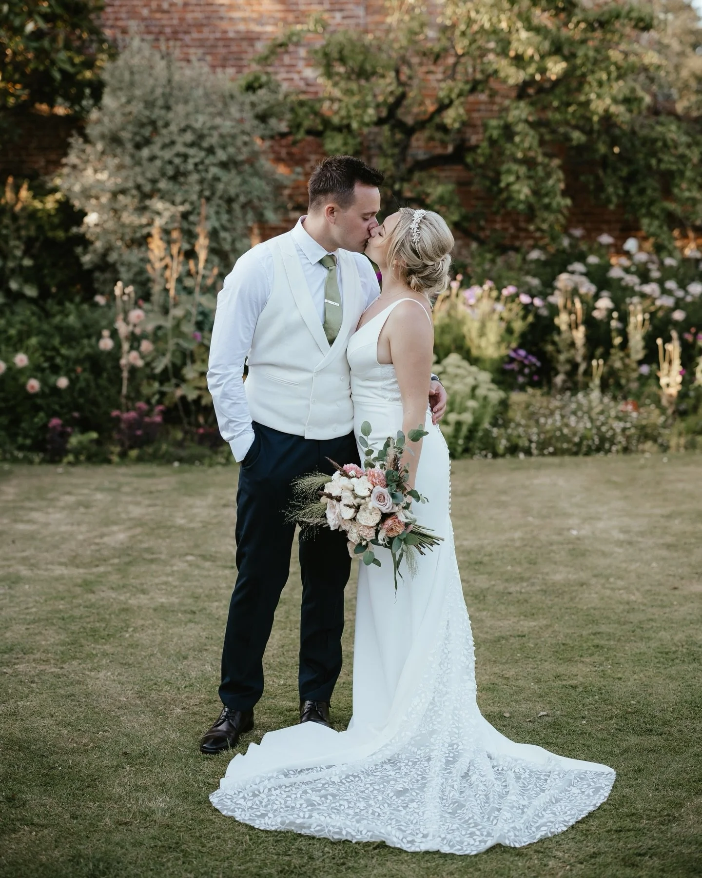 When you make time in your day for those extra photographs  before the party begins, we make the most of it.

Golden light, a little fun and memories that feel just as magical as the day itself 🤍

A beautiful throwback to Abby &amp; Alex&rsquo;s inc