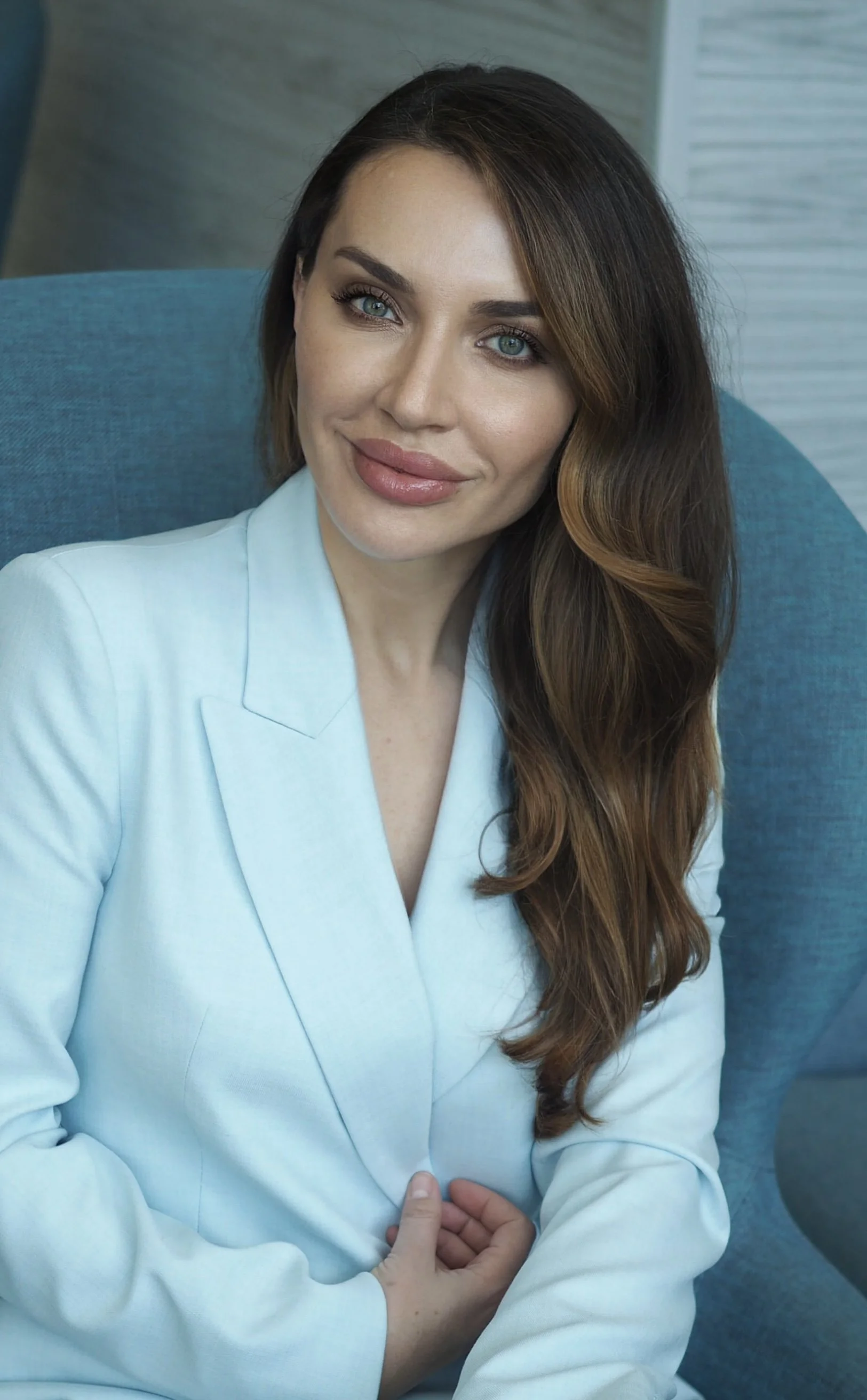 A portrait of xNataliya Khylenko.