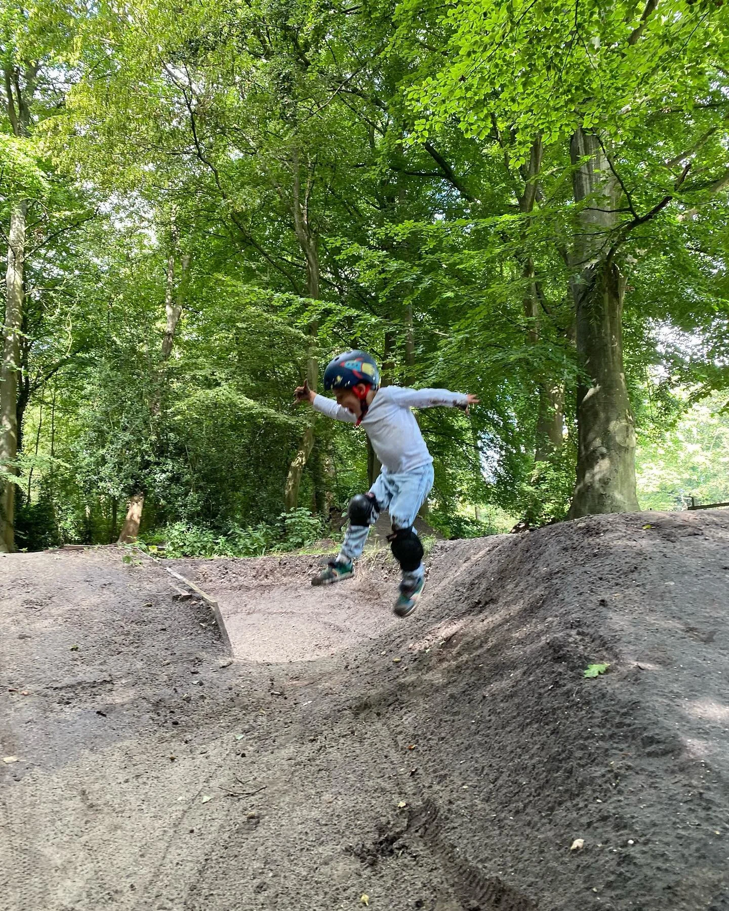 🤟🏻 adventure, always.