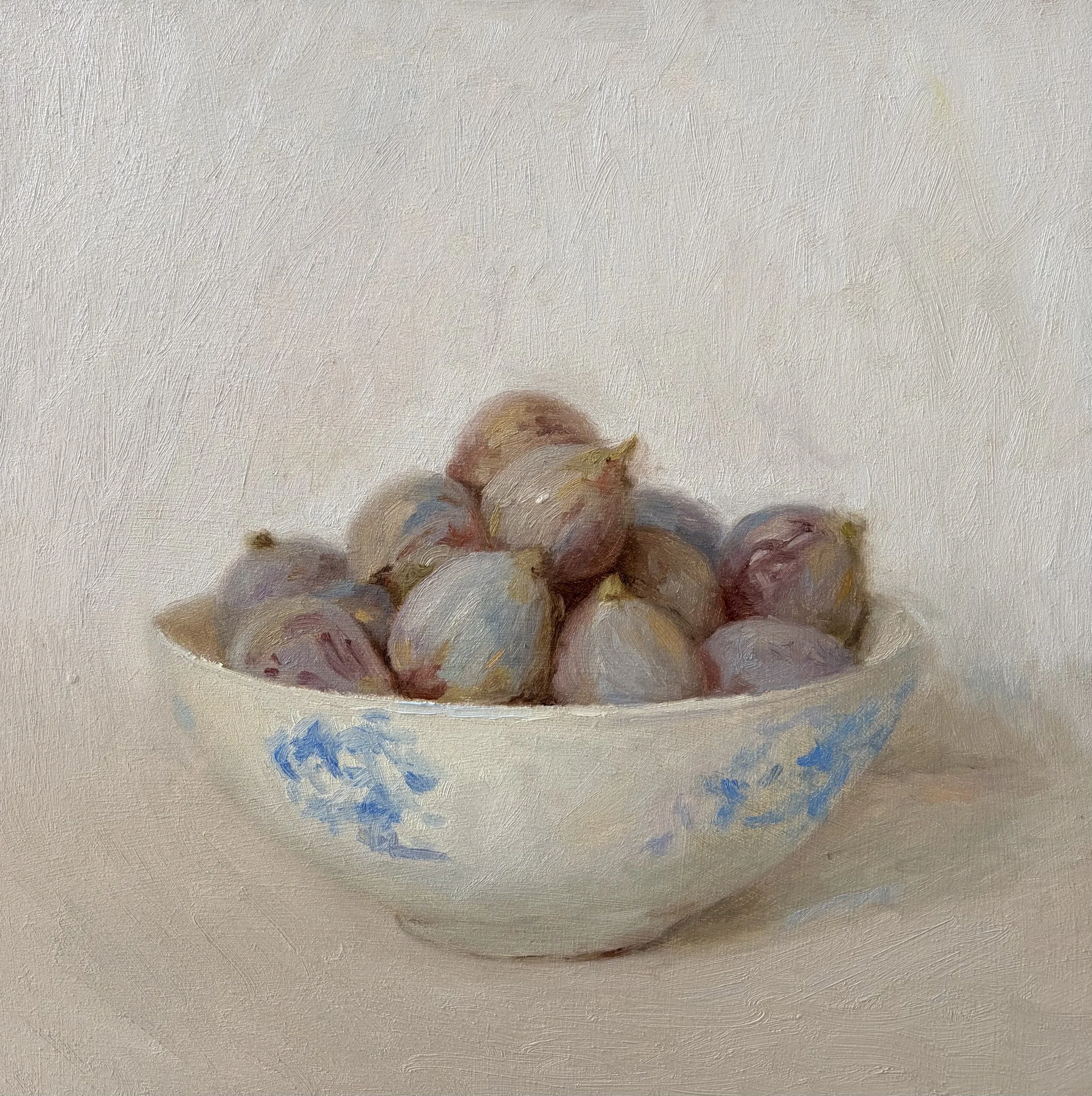 Figs in a blue bowl