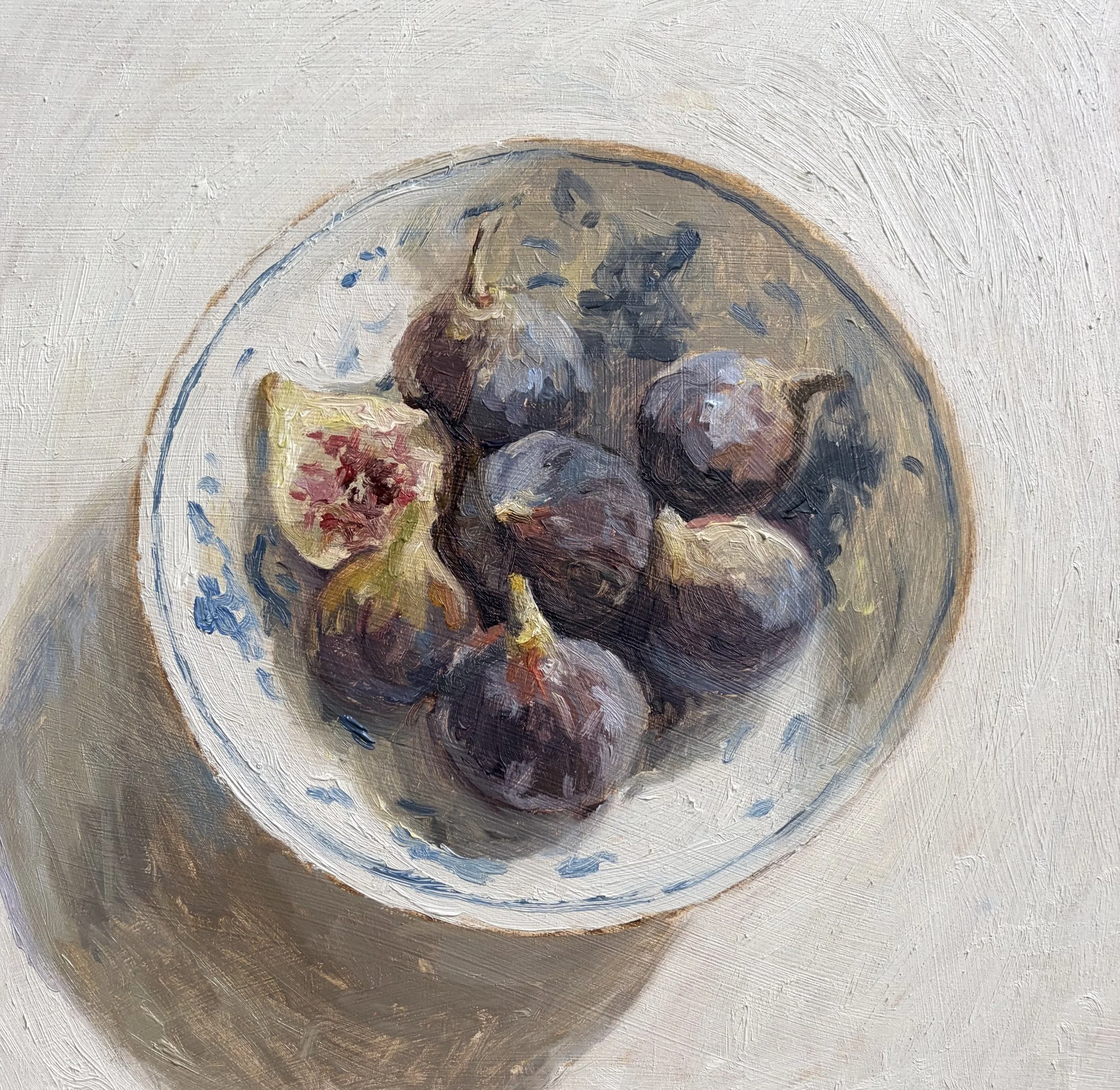 Bowl full of figs