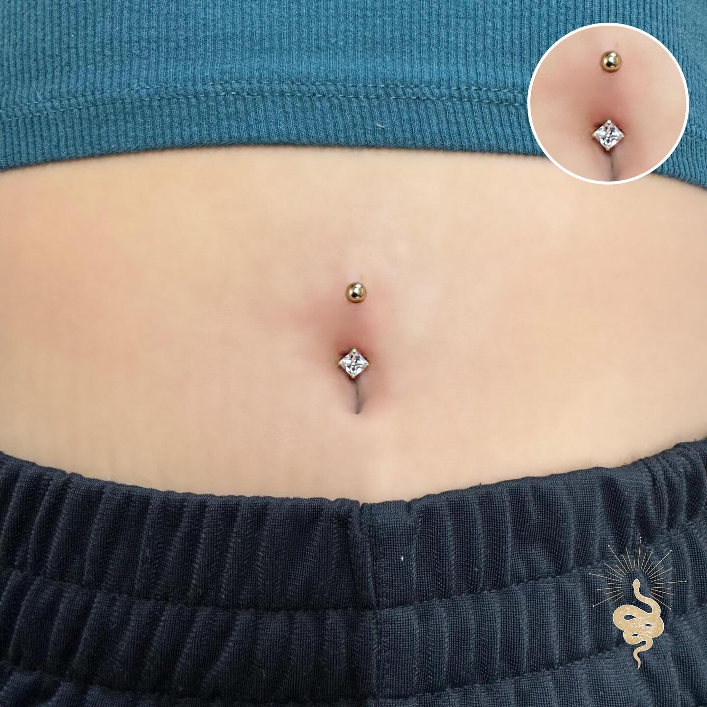 Navel upgrade with a Stunning 9ct Angled Square Gem navel bar 😍

📍 Studio 59 Tattoos
3-5 Victoria Road, MK2 2NG Milton Keynes
💌 Message to book in - or ring 01908 990232 📞

#piercing #piercings #tattoo #bodypiercing #pierced #piercer #safepiercin