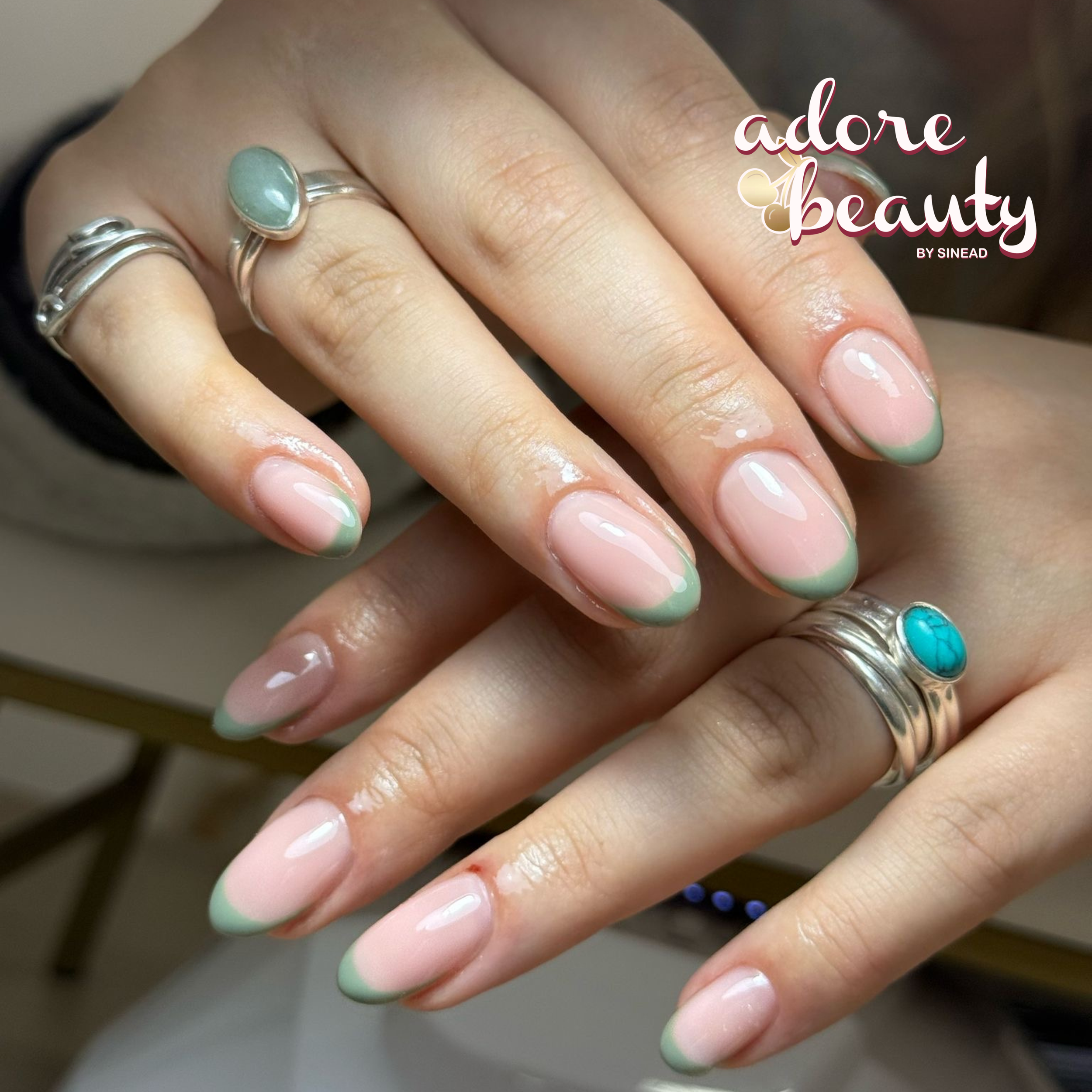 NAILS GREEN.png