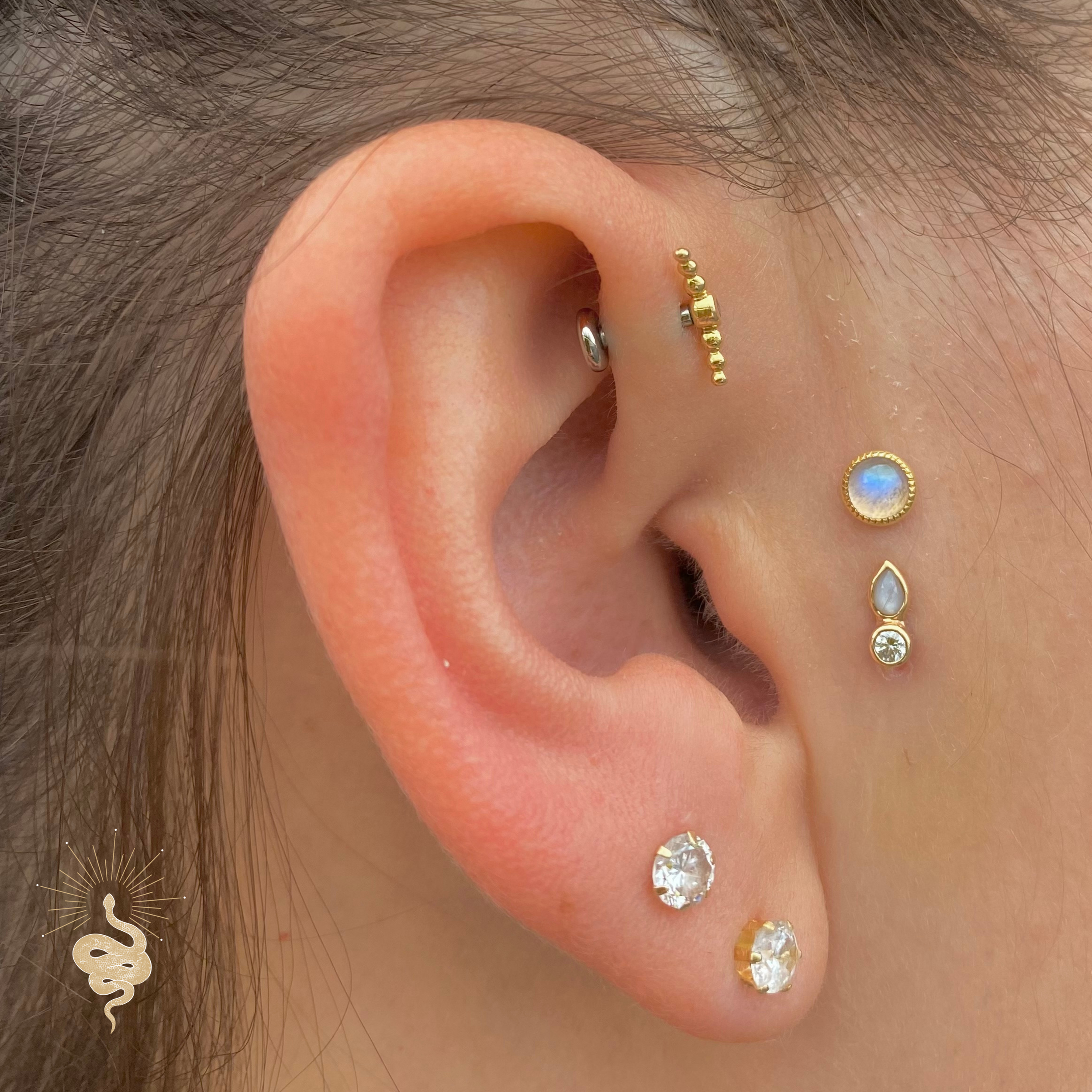 PIERCEDBYNIKKI PIERCING PORTFOLIO.zip - 13.png