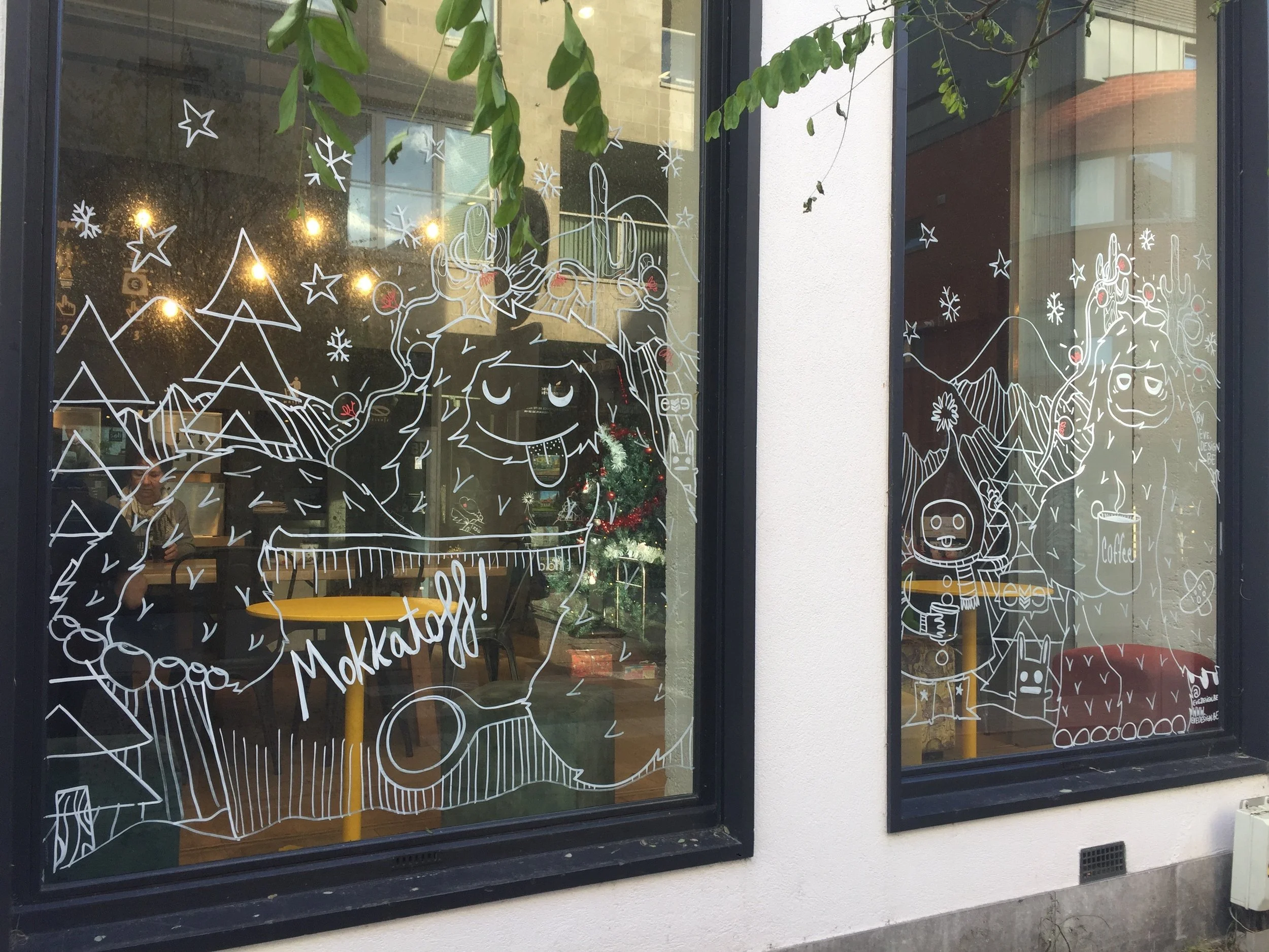 Christmas window art for Mokkatoff