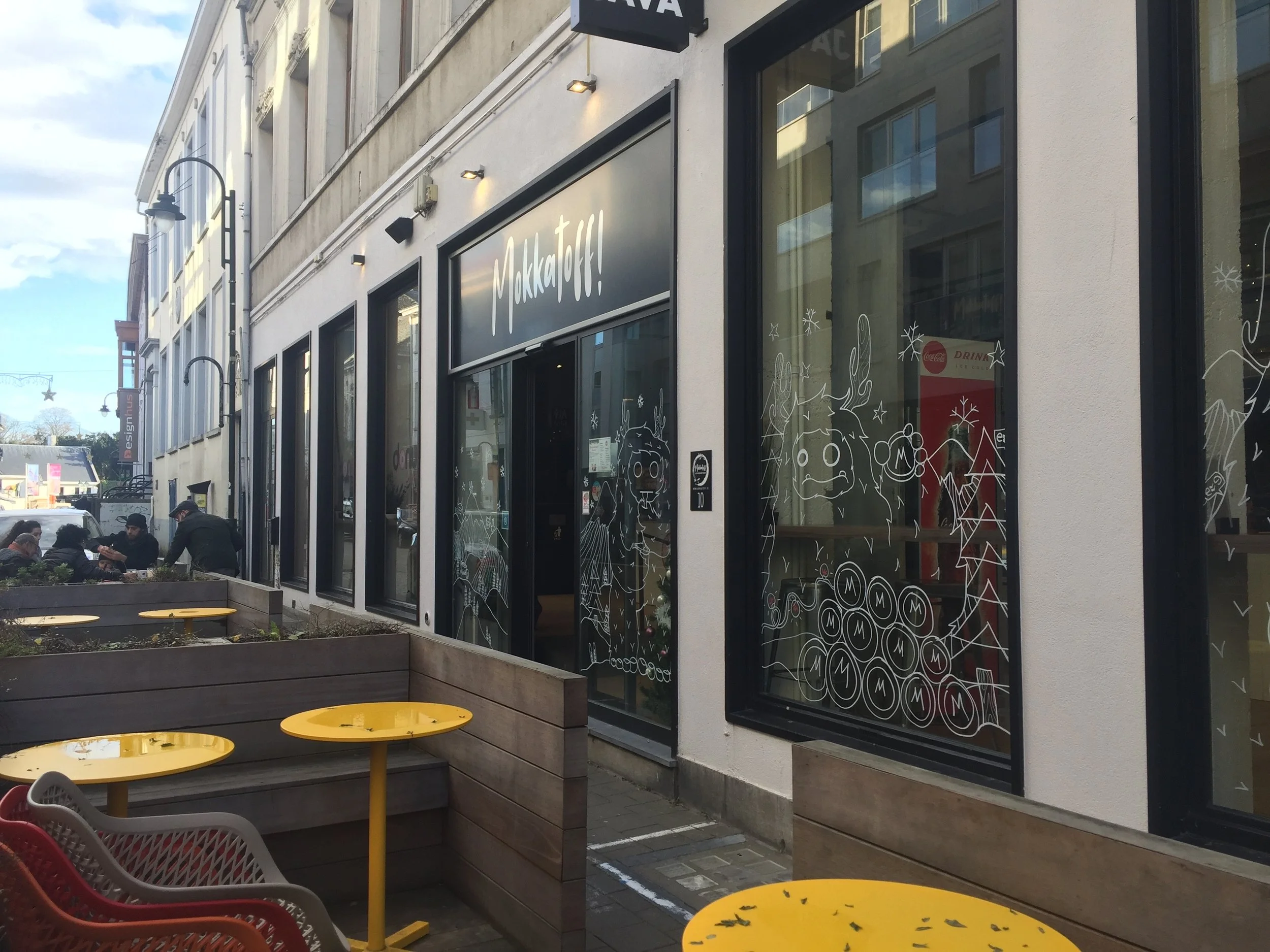 Christmas window art for Mokkatoff