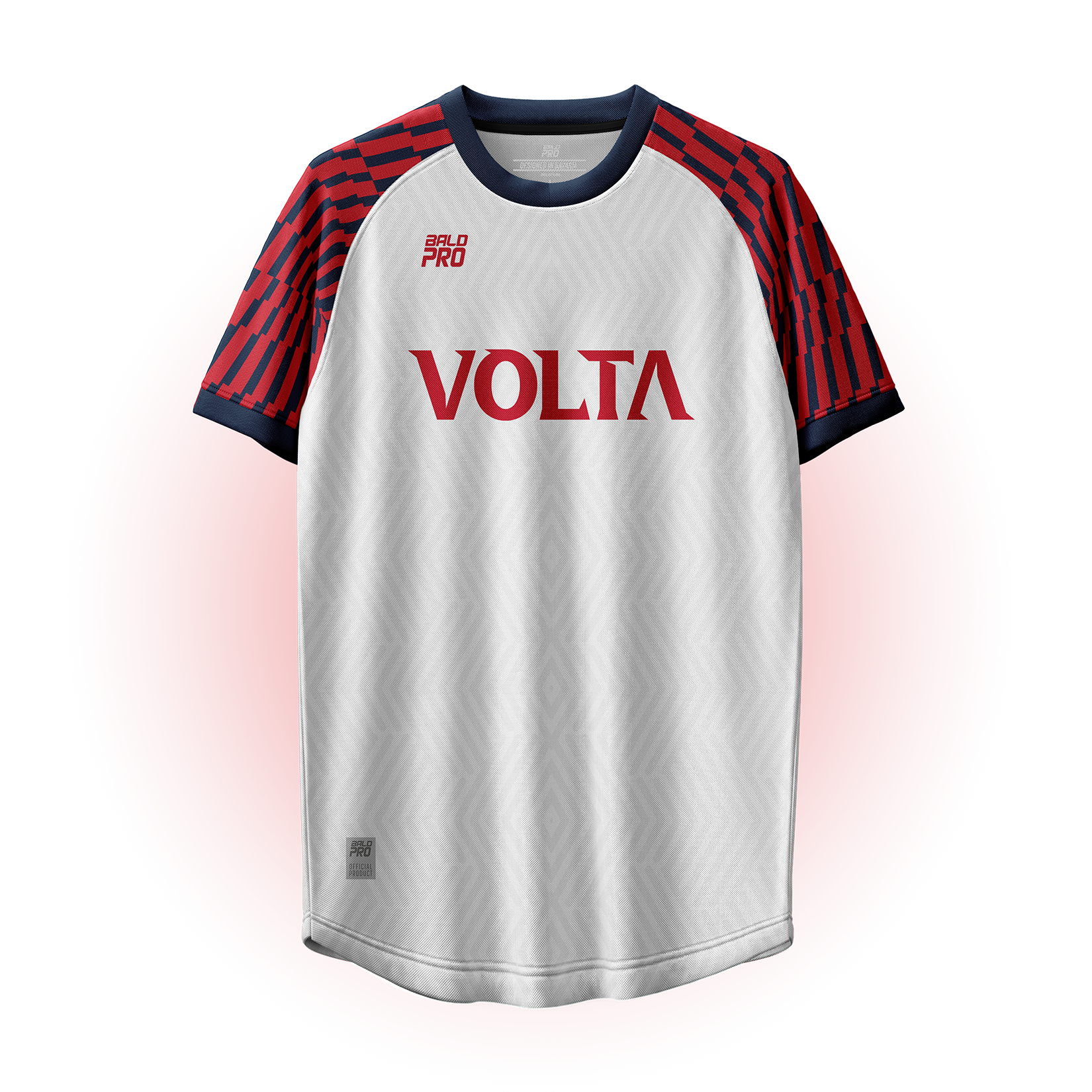 Ein weißes Sporttrikot mit rot-blauen Mustern an den Schultern, das die Aufschrift »VOLTA« in der Mitte trägt.