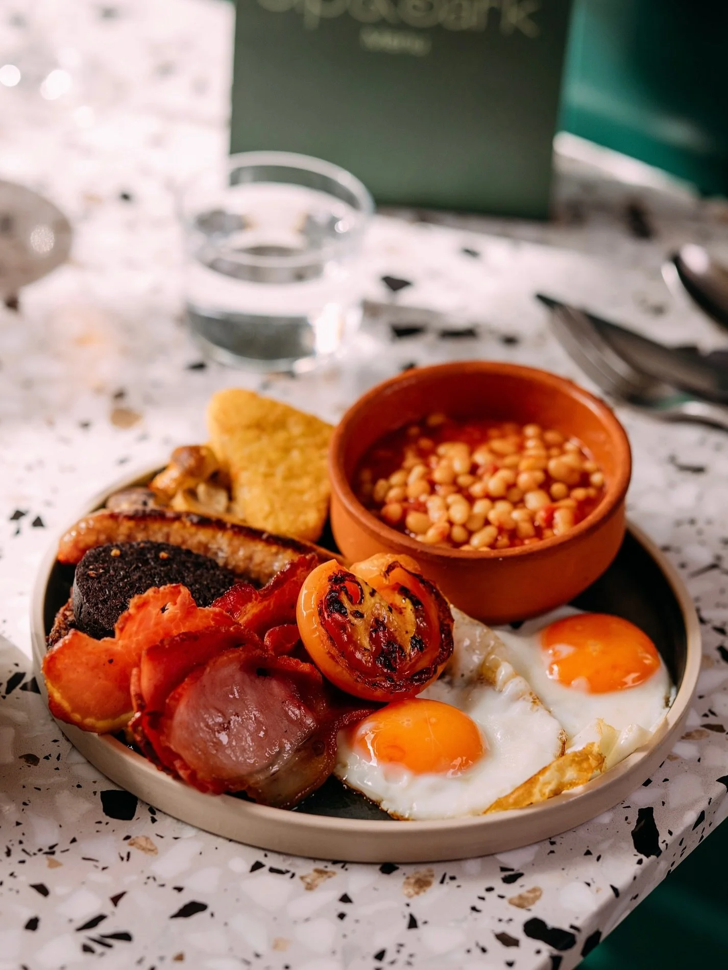 Breakfast of CHAMPS! 🏆🍽️ Only at S&B… 
Whether you’re in need of a Full Scottish, a hair of the dog Bloody Mary or a wee Brekkie Roll on-the-go, we’ve got you 🥓🍳🍅
Head to the link in our bio to book your brekkie at S&