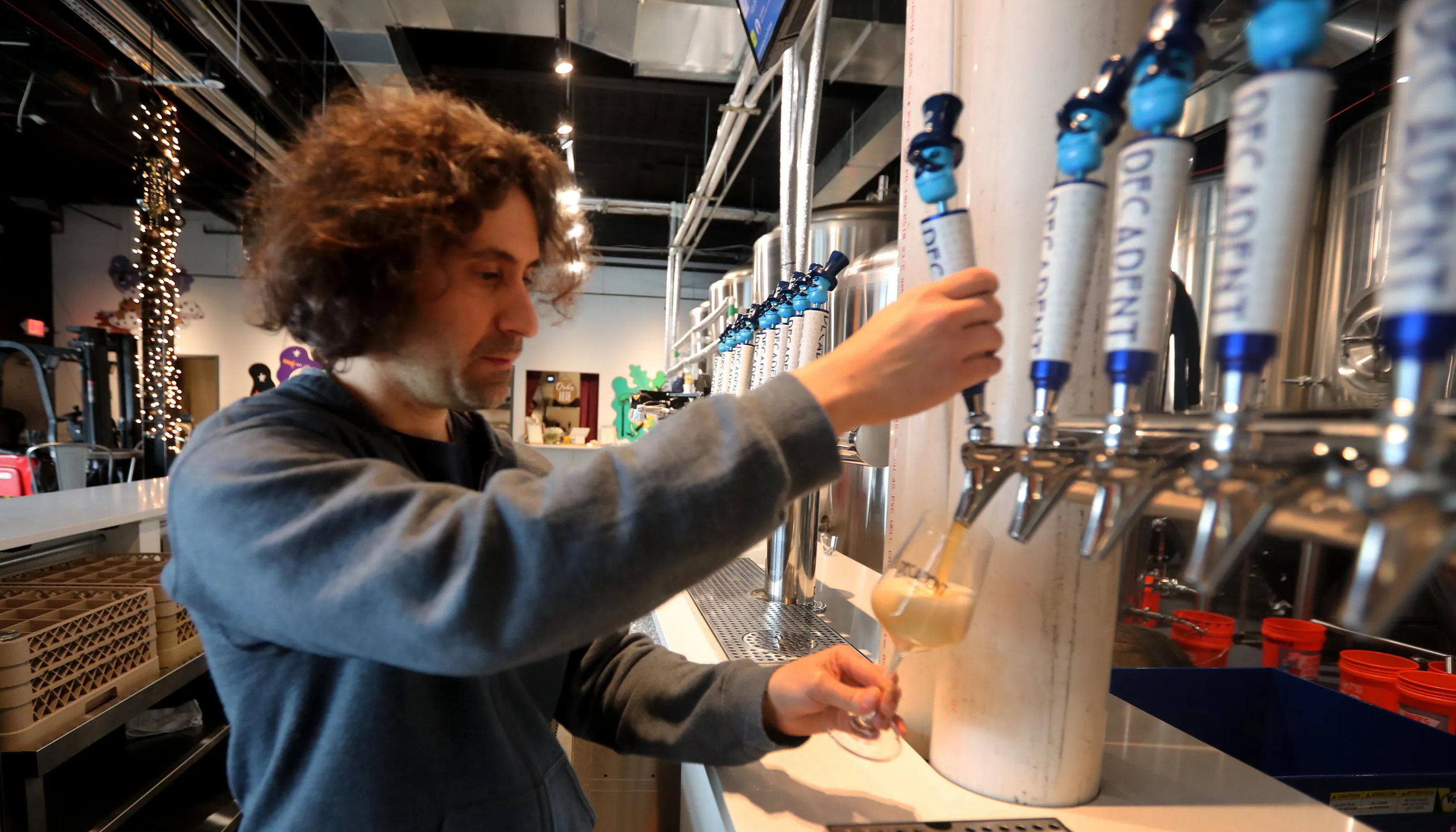 827eb092-dae9-4de8-be0e-4cfb3b68d5f5-sh121418decadent003 (1) copy.png