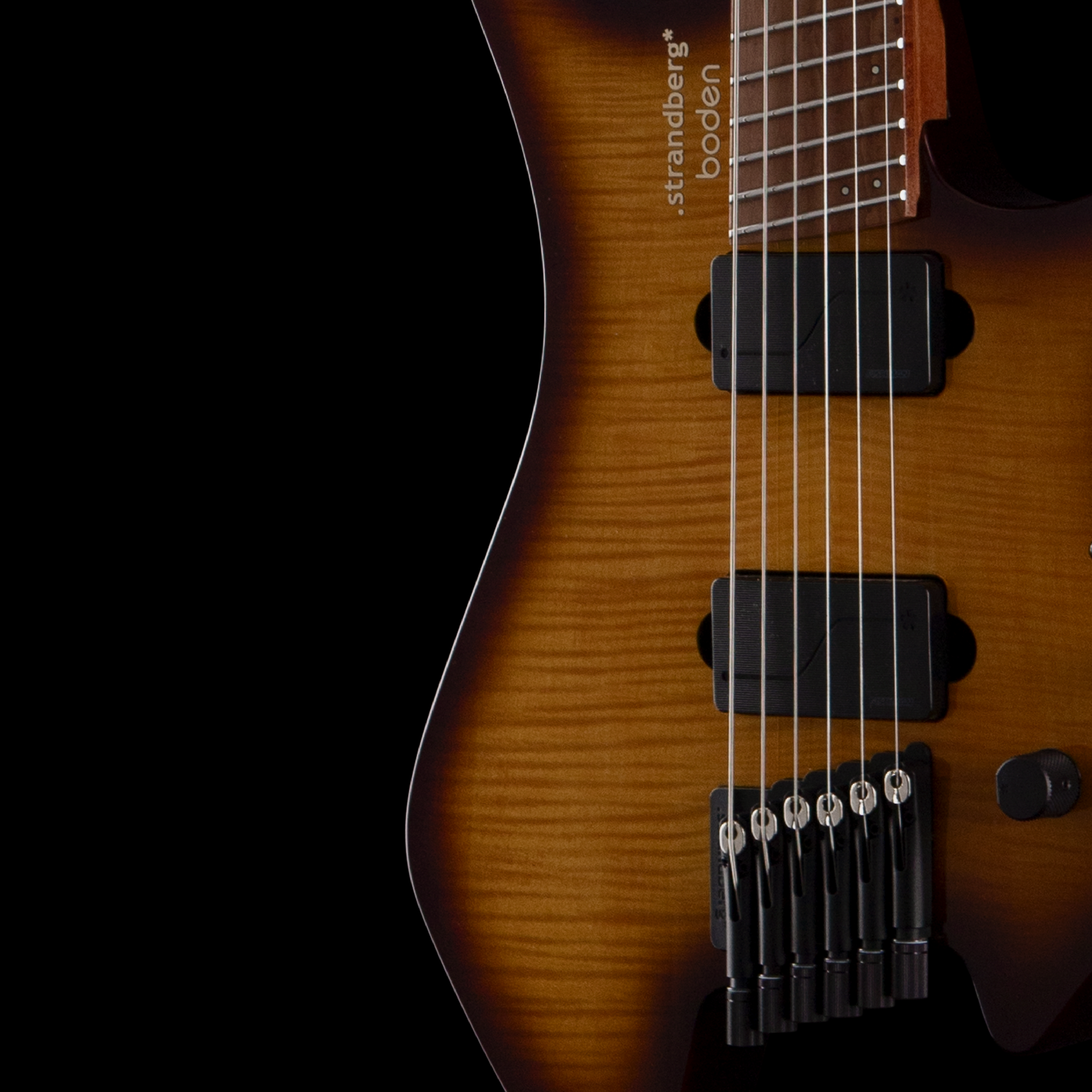 Strandberg Boden Standard N2.6 Amber Haze - Front - 2.png
