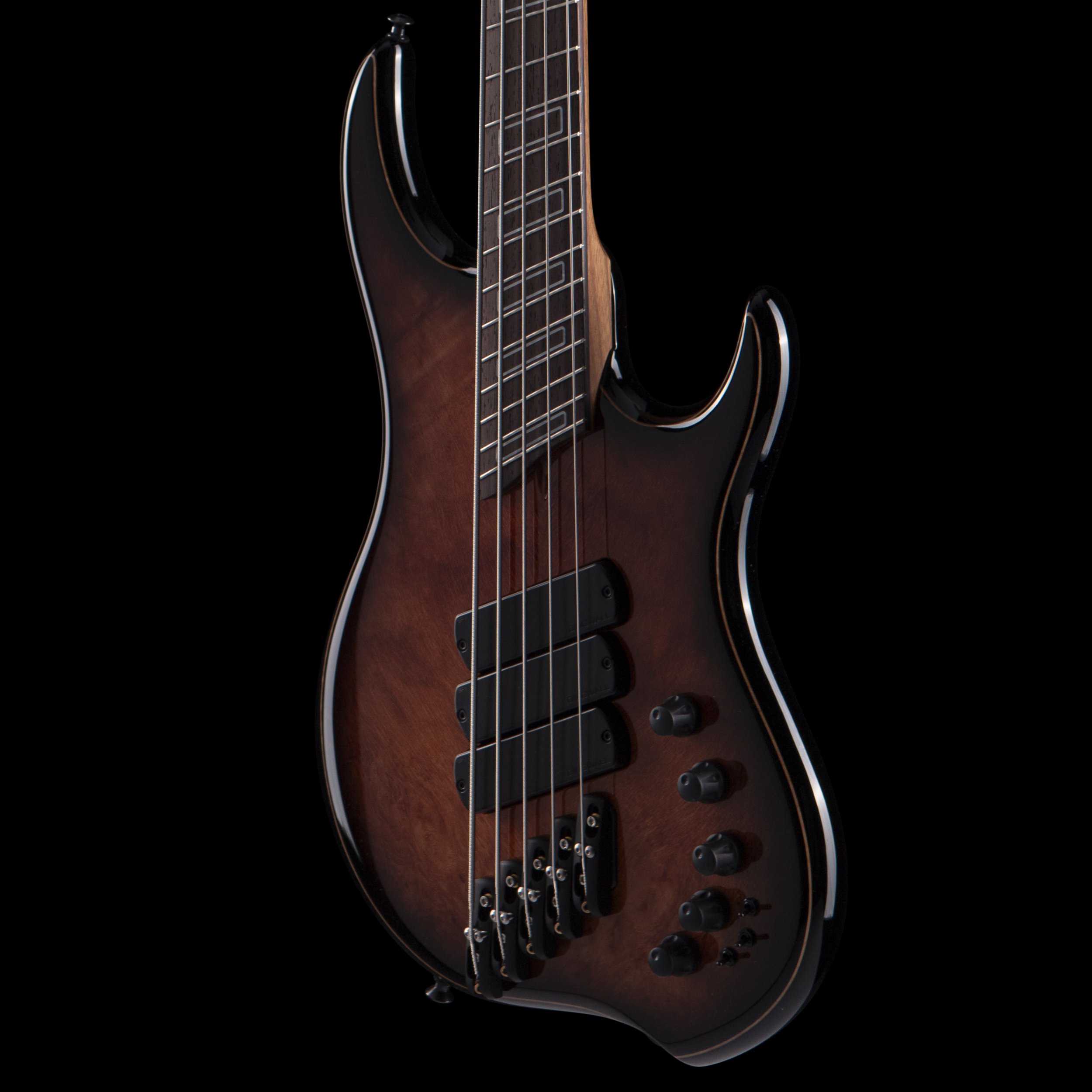 enTour 2026 Dingwall Bass Z3 - Body Front.png