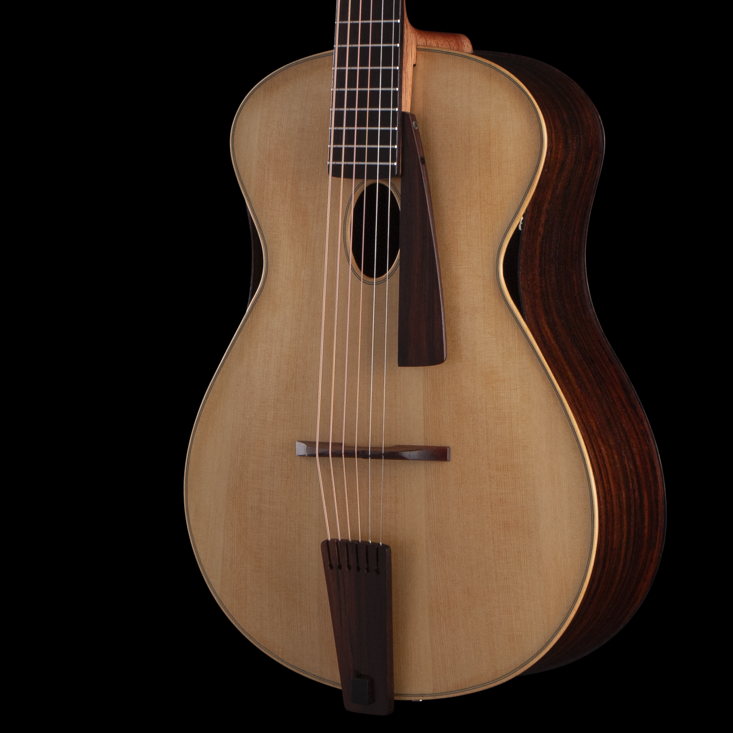 enTour 2026 Sankey Guitars Mignonnette - Body Front.png