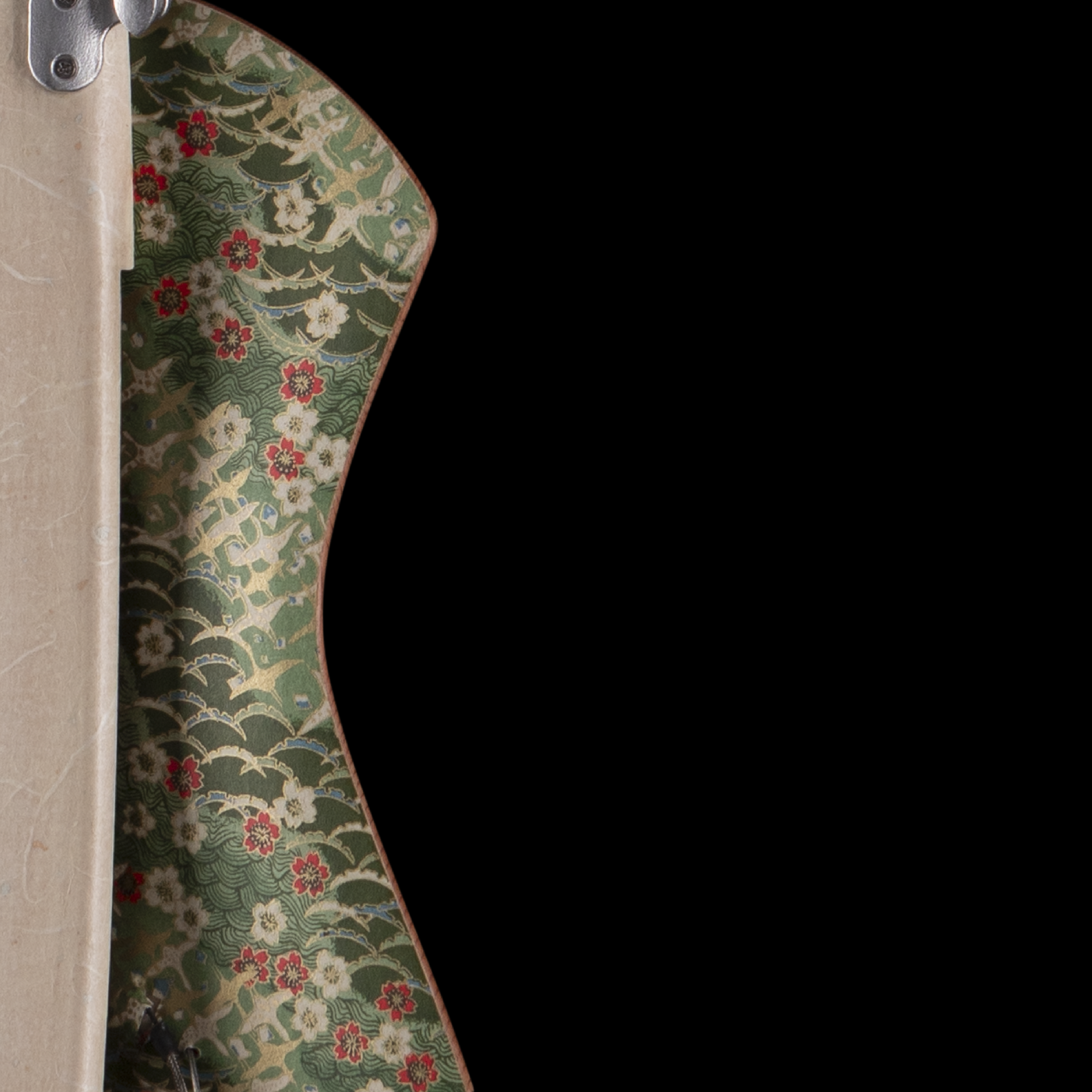 entour 2026 Sankey Electric Feather ATCF - Back Detail.png