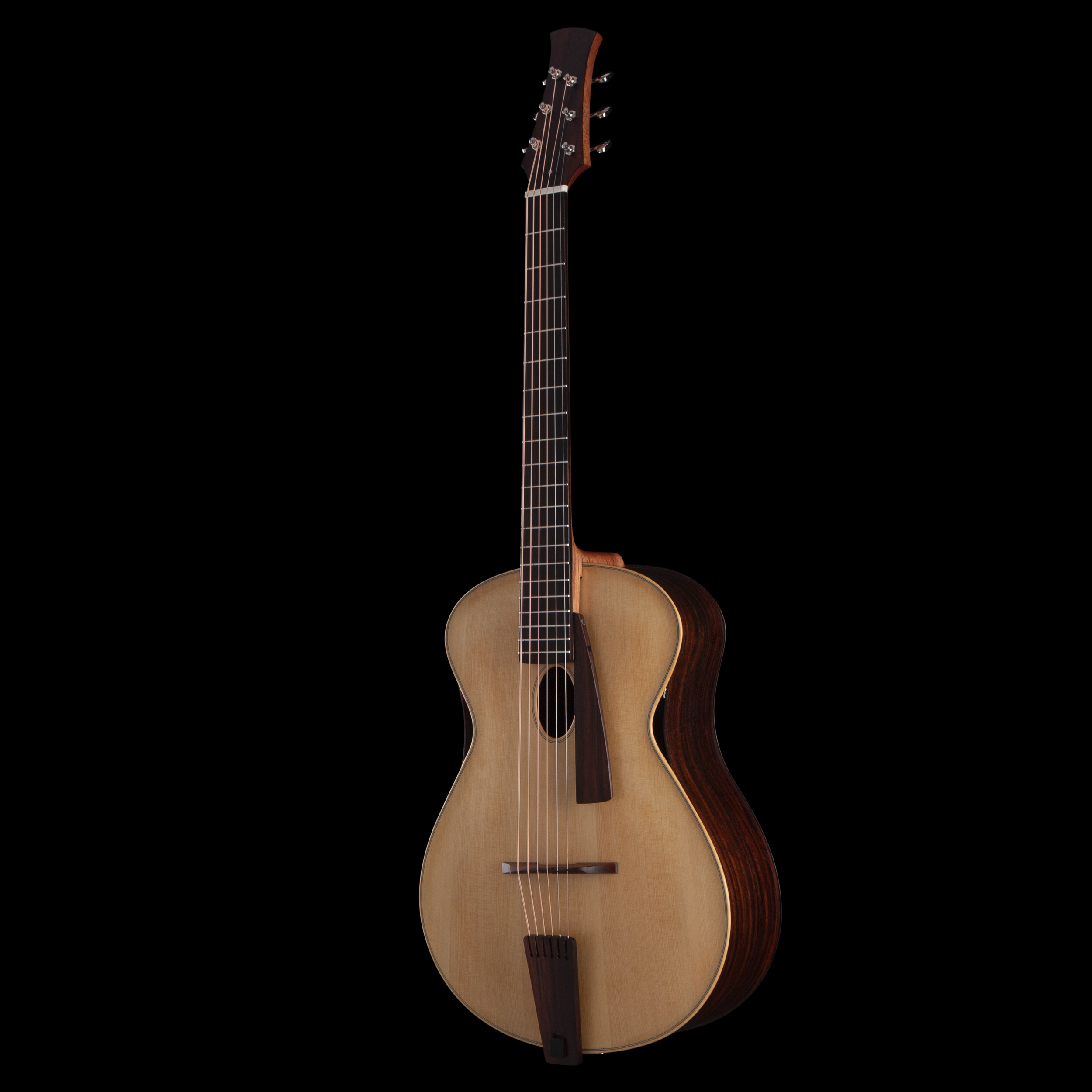 enTour 2026 Sankey Guitars Mignonnette - Front Full.png
