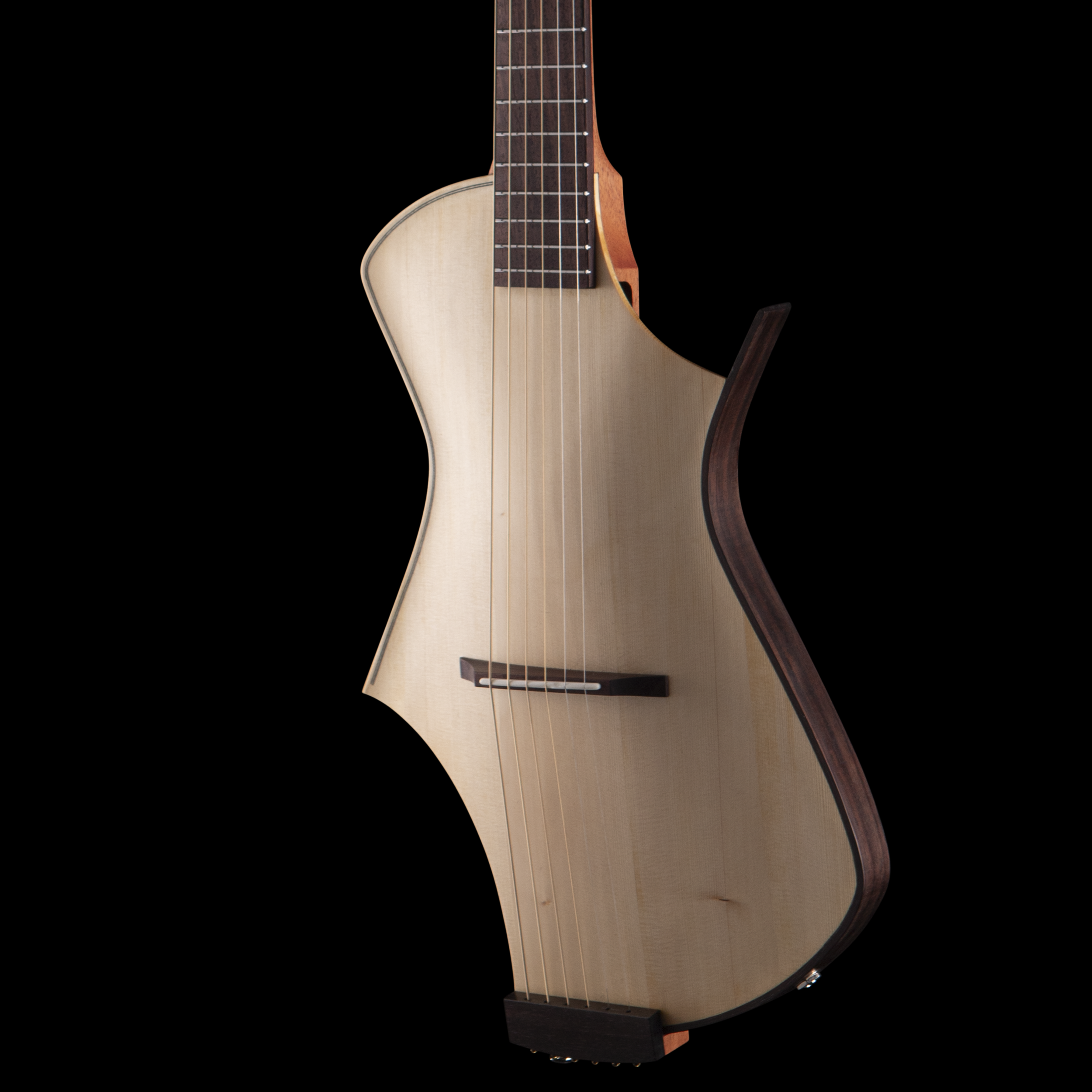 enTour 2026 Sankey Guitar Ultraviolight - Body Front.png