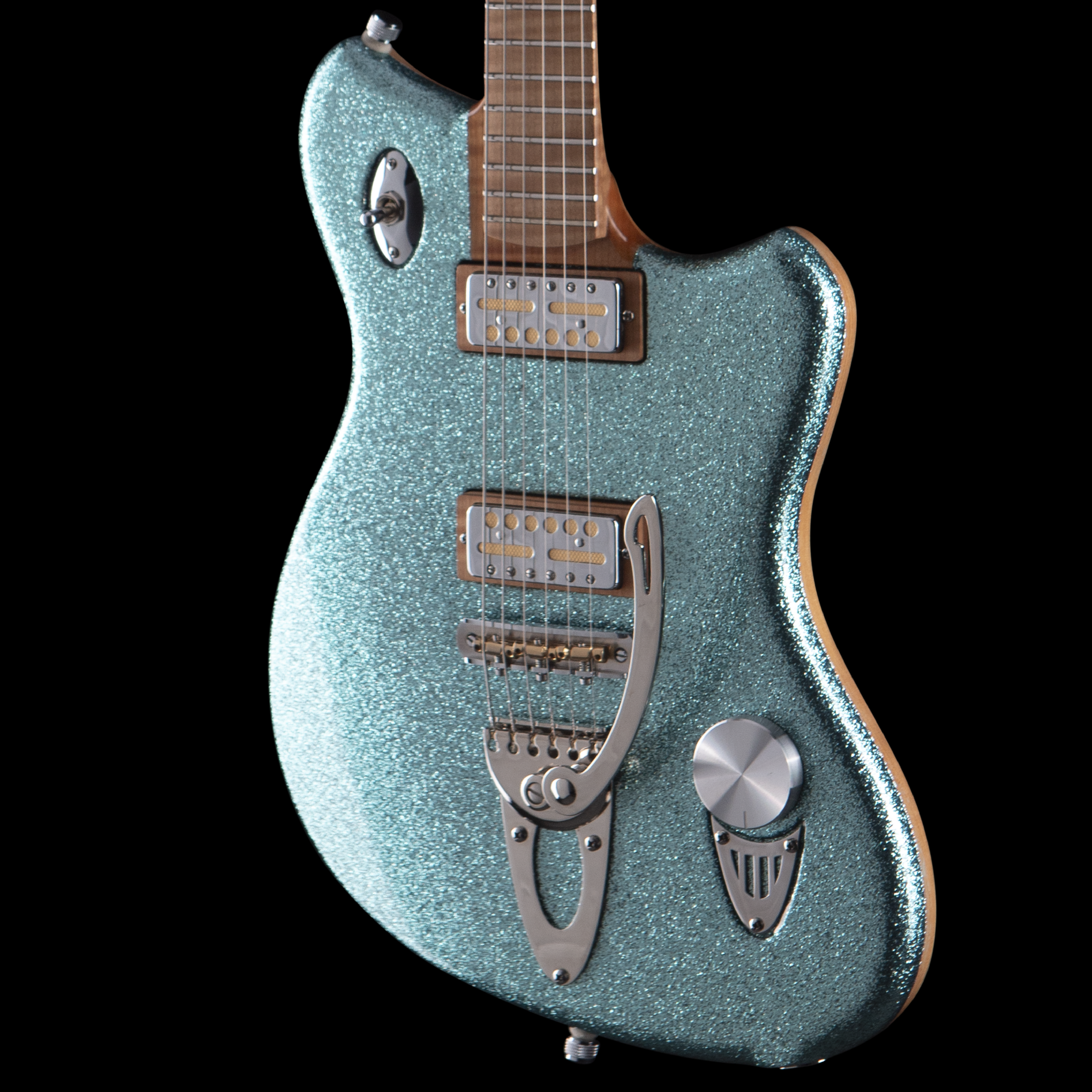 enTour 2026 Djerjinski Guitar Blue Sonic Pie - Body Front.png