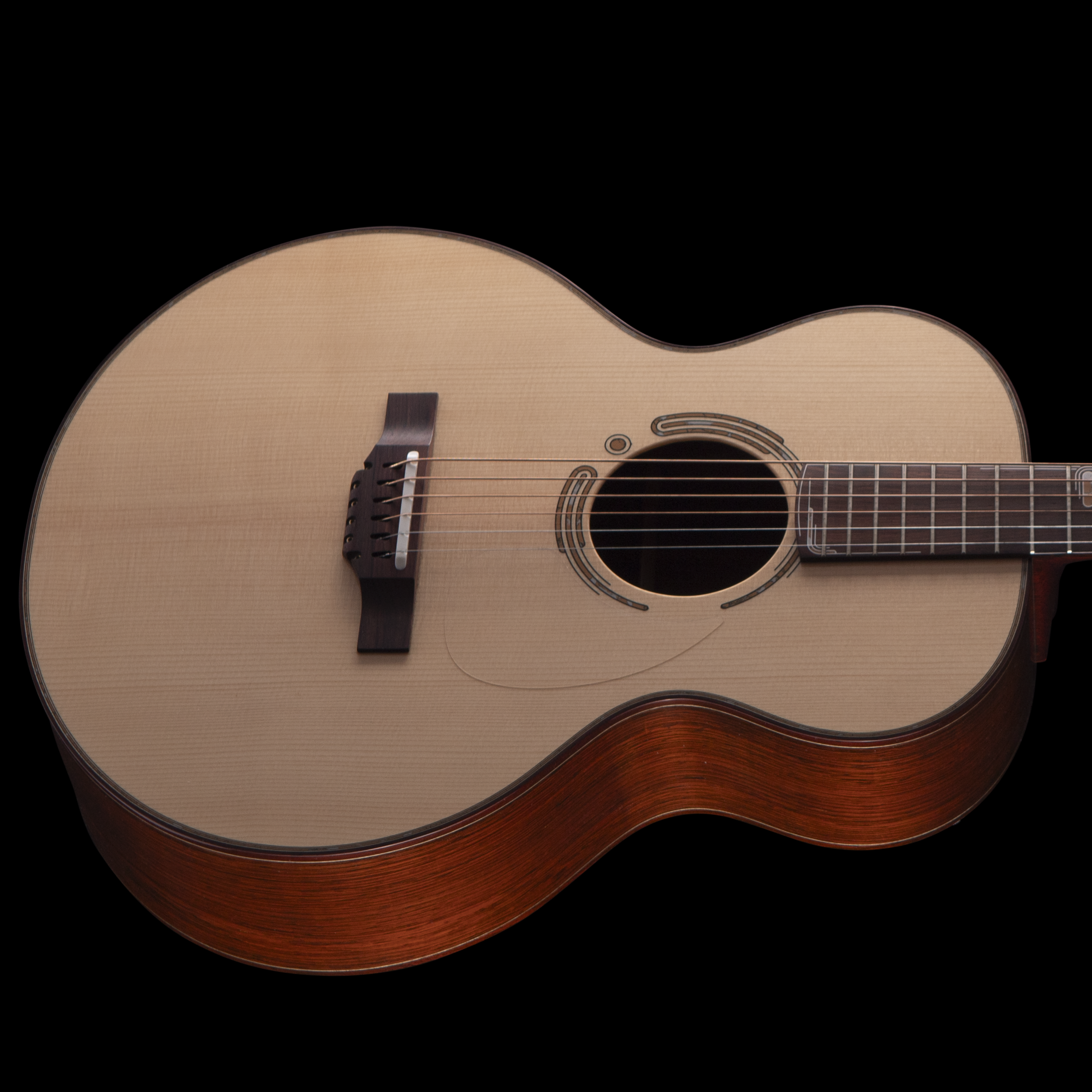 enTour 2026 Galloup Guitar G3 Front - Horizontal.png