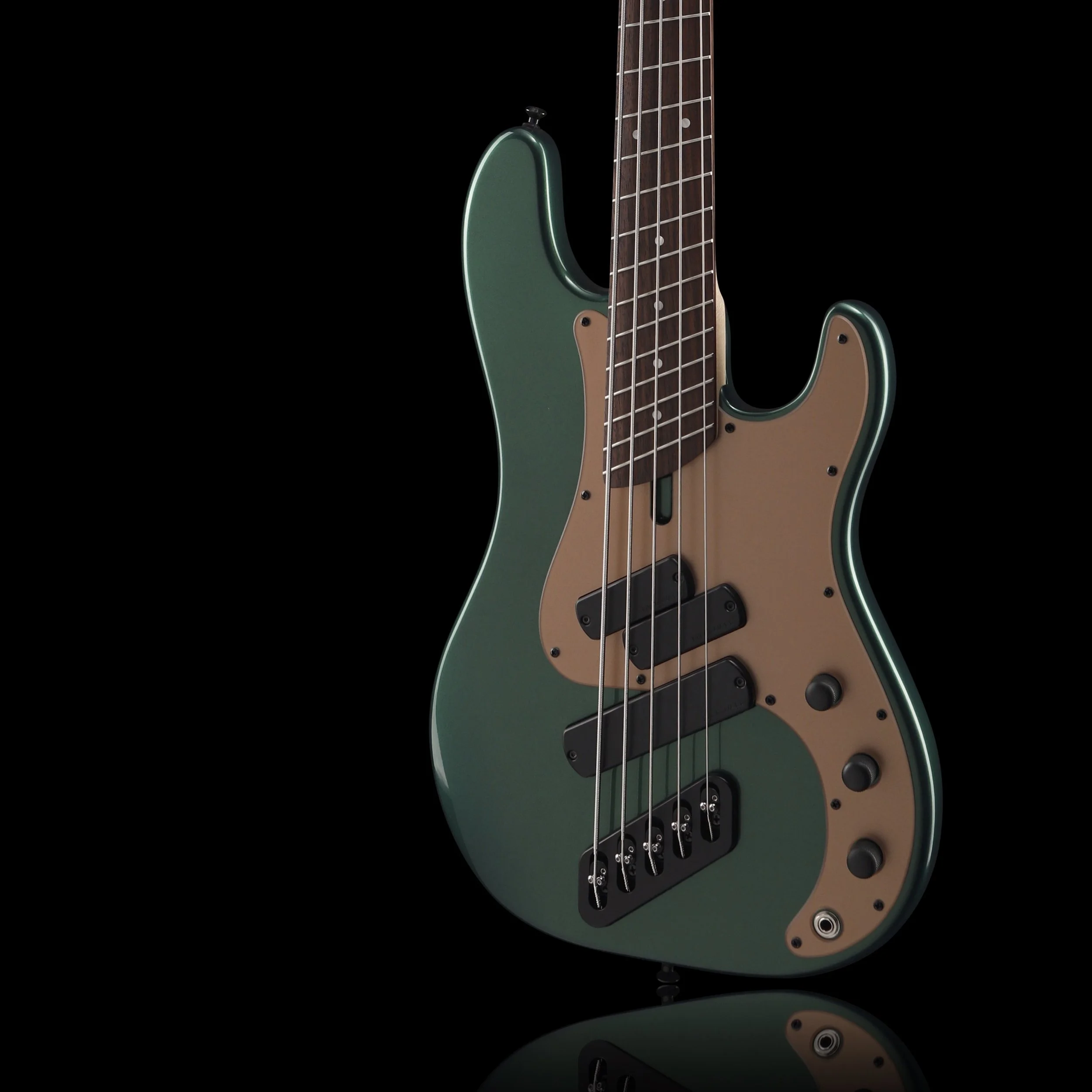 DIngwall-guitars-sp1-dark-candy-green-front-glamour-bgs-entour-2025.jpg