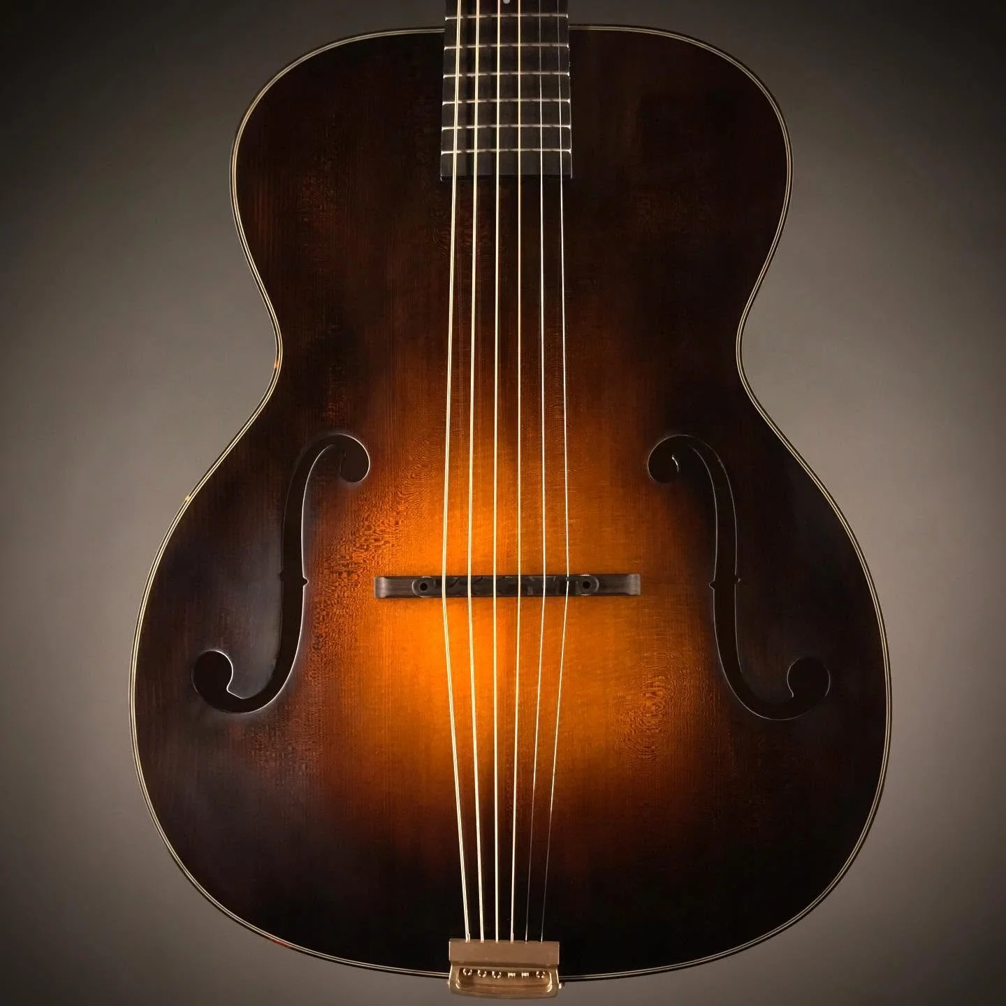 Northfiled-Mandolins-and-guitars-Revival-archtop-body-front.jpg