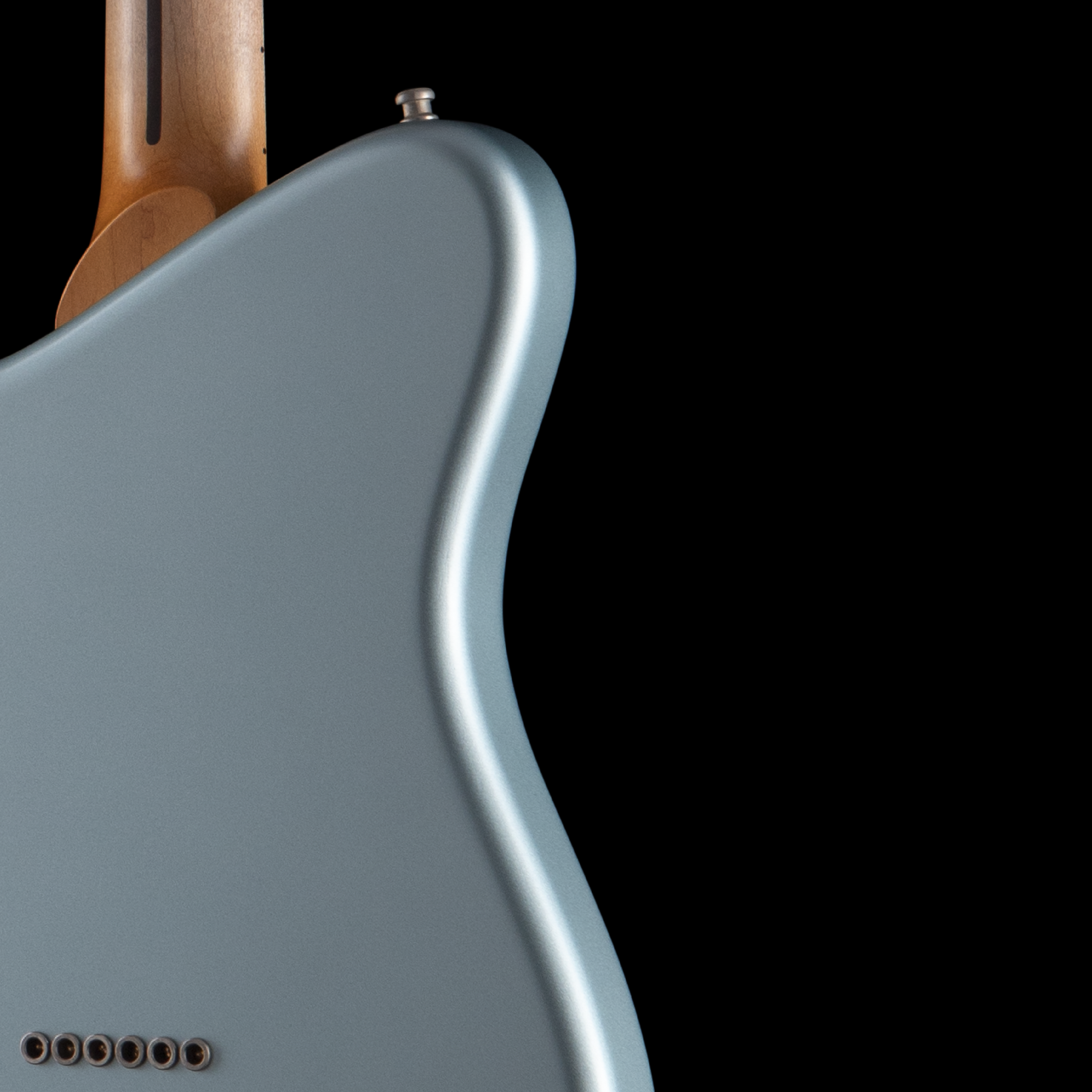 enTour 2026 Tausch Guitar RAW 665 Blue - Back Shoulder.png