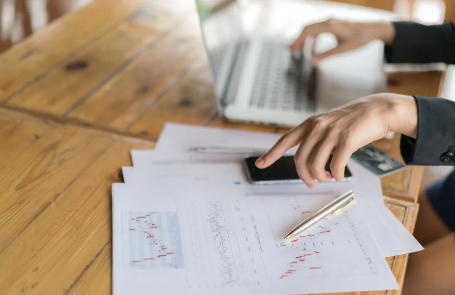 The Engine of Enterprise Value: Why Recurring Revenue Rules the Trades