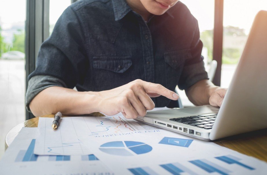 Mastering the Numbers: A Commercial Service Owner’s Guide to the P&amp;L