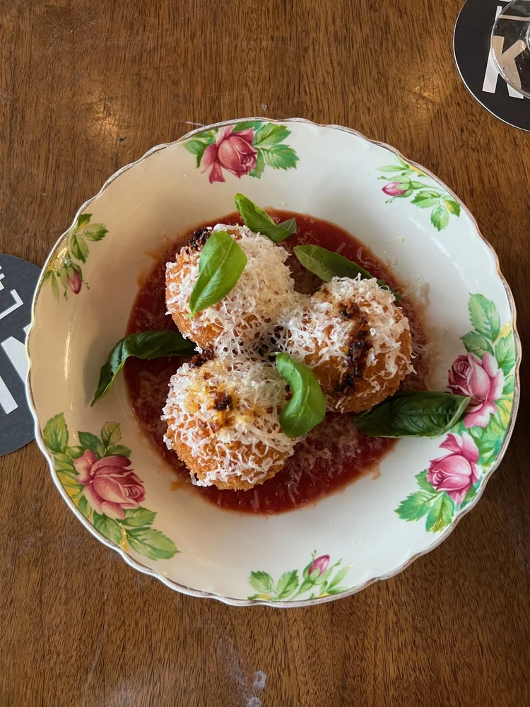 Menu — Best of Kin