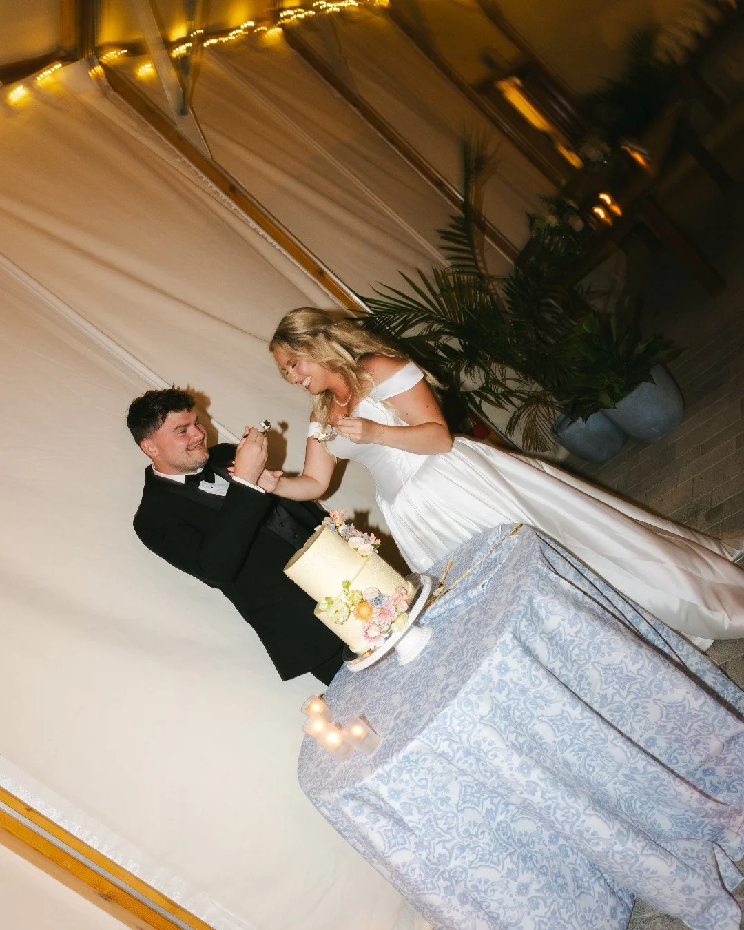 Cut the cake, cue the laughter.

A sweet moment worth sharing&mdash;and savoring.

📸: @byjosecamacho

#woodenpinbakingco #thebohlin #weddingcake #newportri