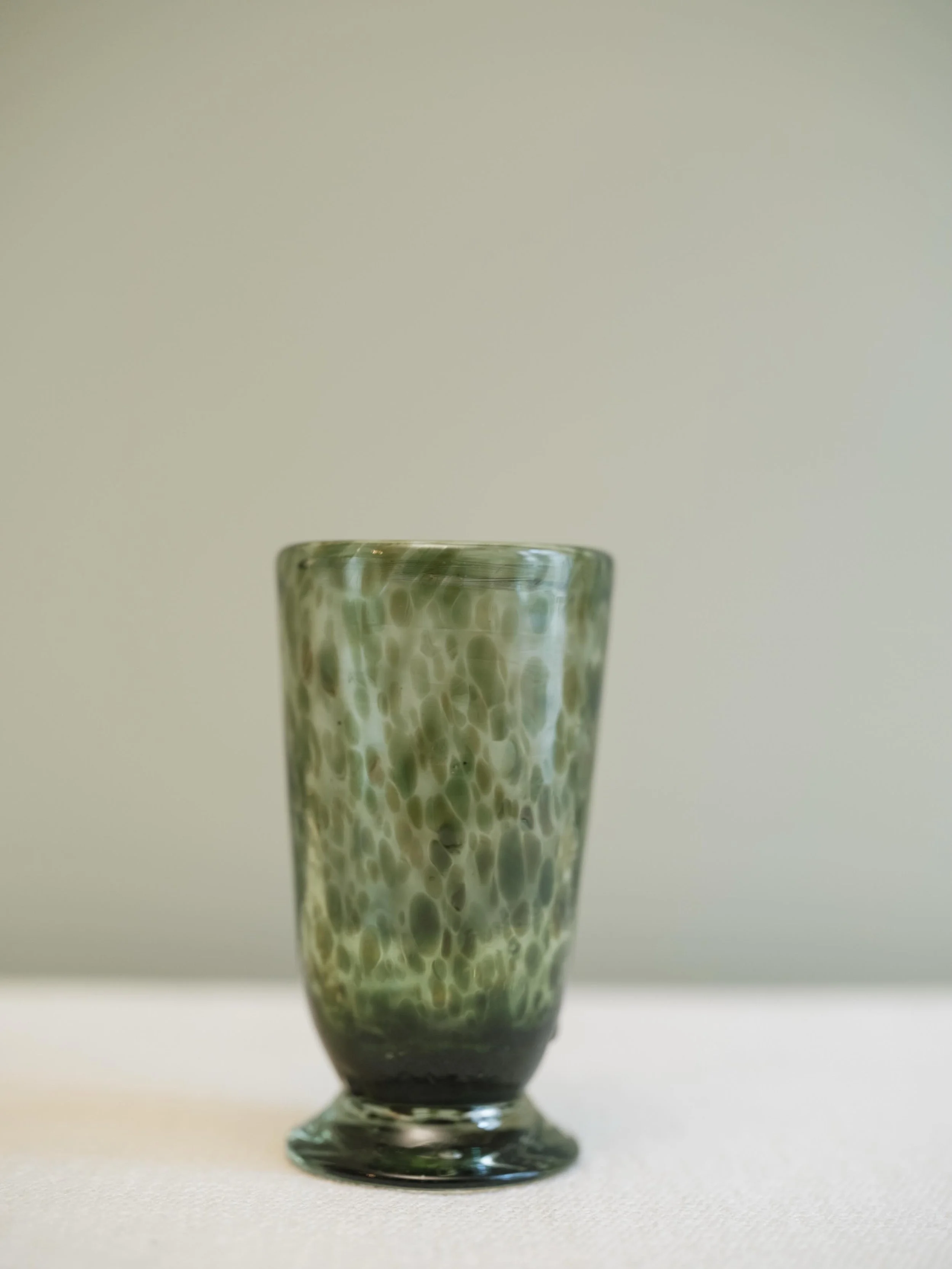 Event creatives, looking for unique glassware to add to your inventory?⁠
⁠
Swipe to explore a few favorites for the season:⁠
⁠
&bull; Olive Marble Footed Glass⁠
&bull; French Blue Bubble Pinch Glass⁠
&bull; Tres Romas Glass⁠
&bull; Encapsulated Marbl