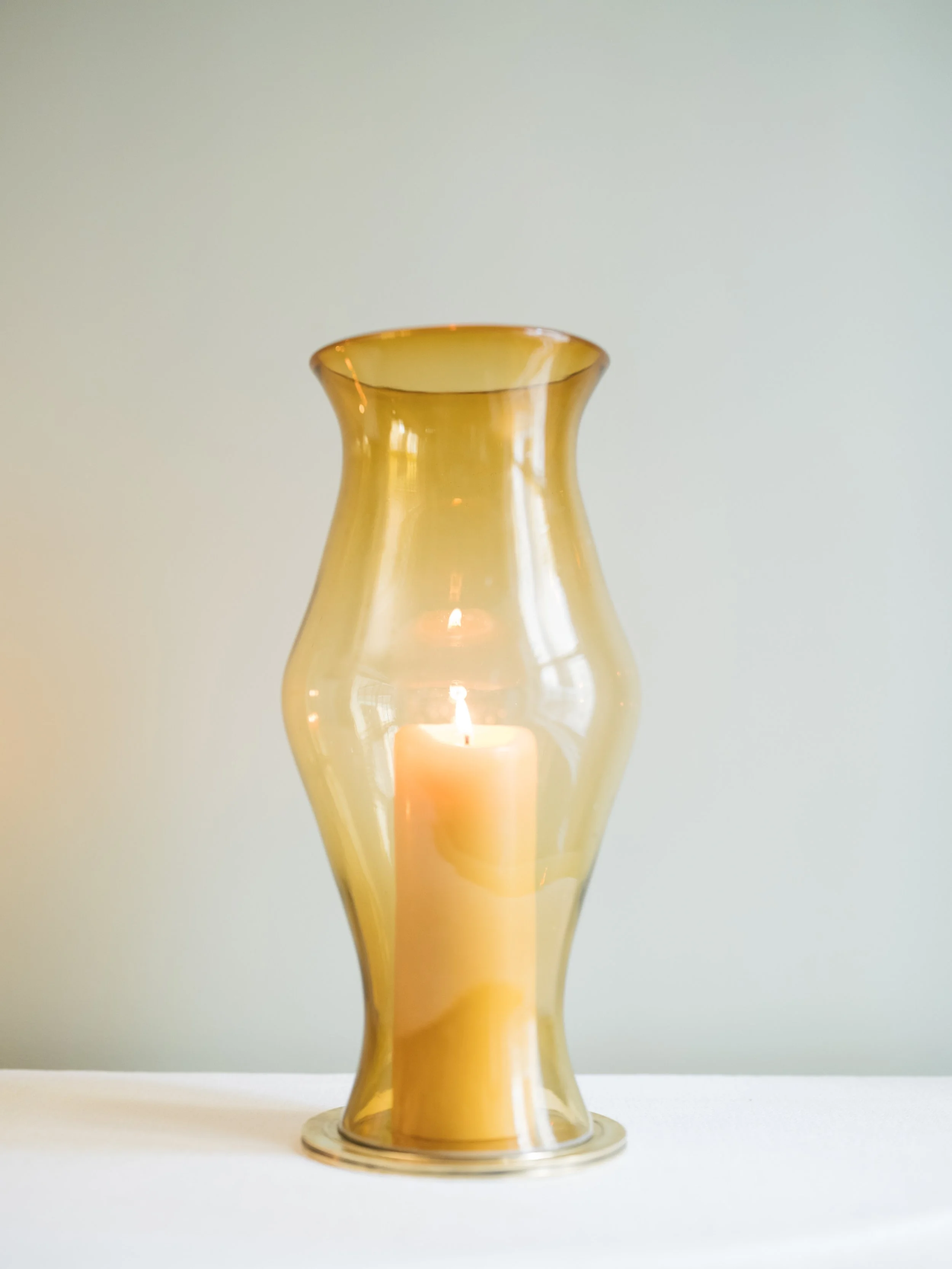 Amber 18" Artisan Hurricane