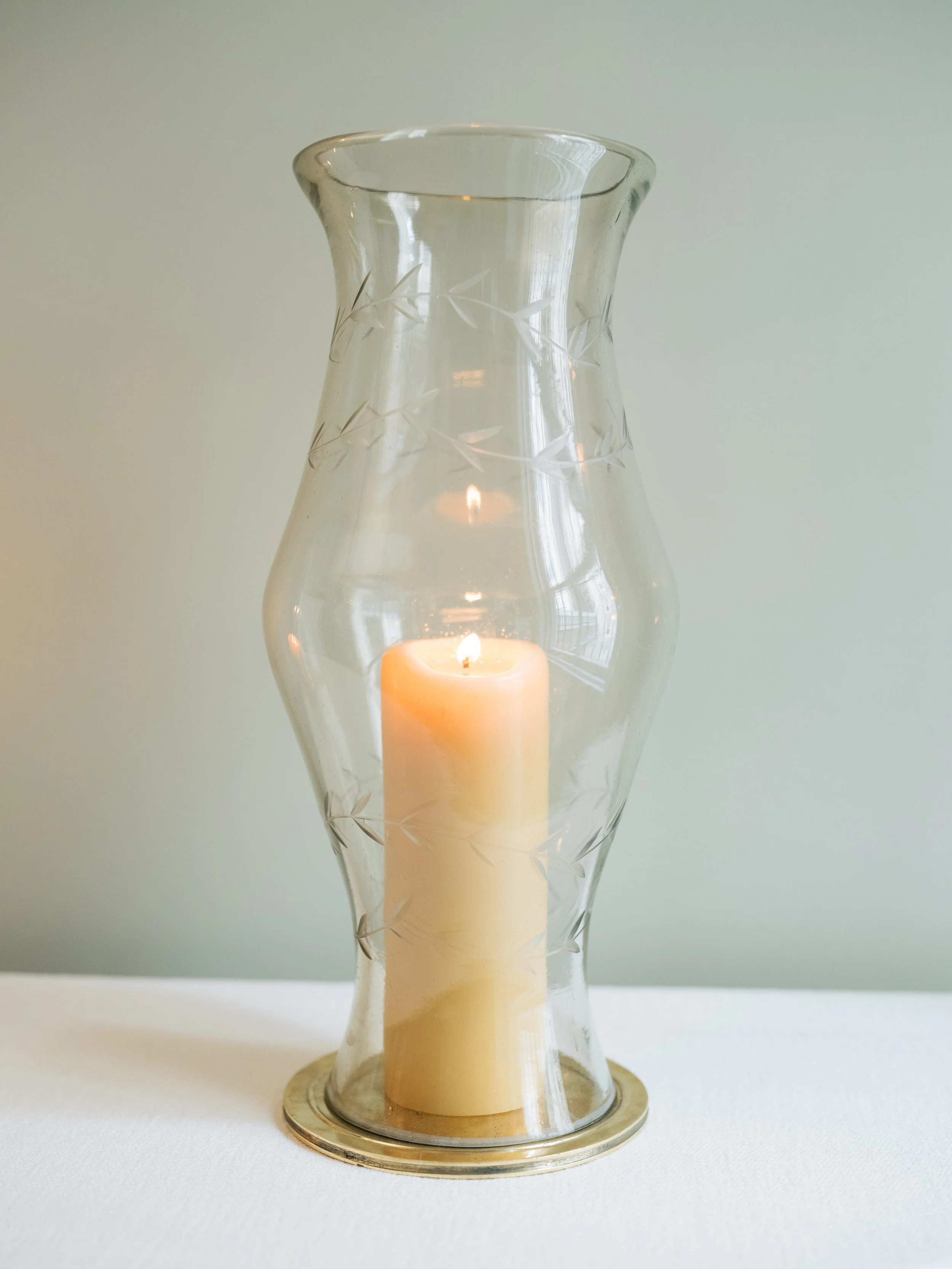 Clear Wave Etched 18" Artisan Hurricane