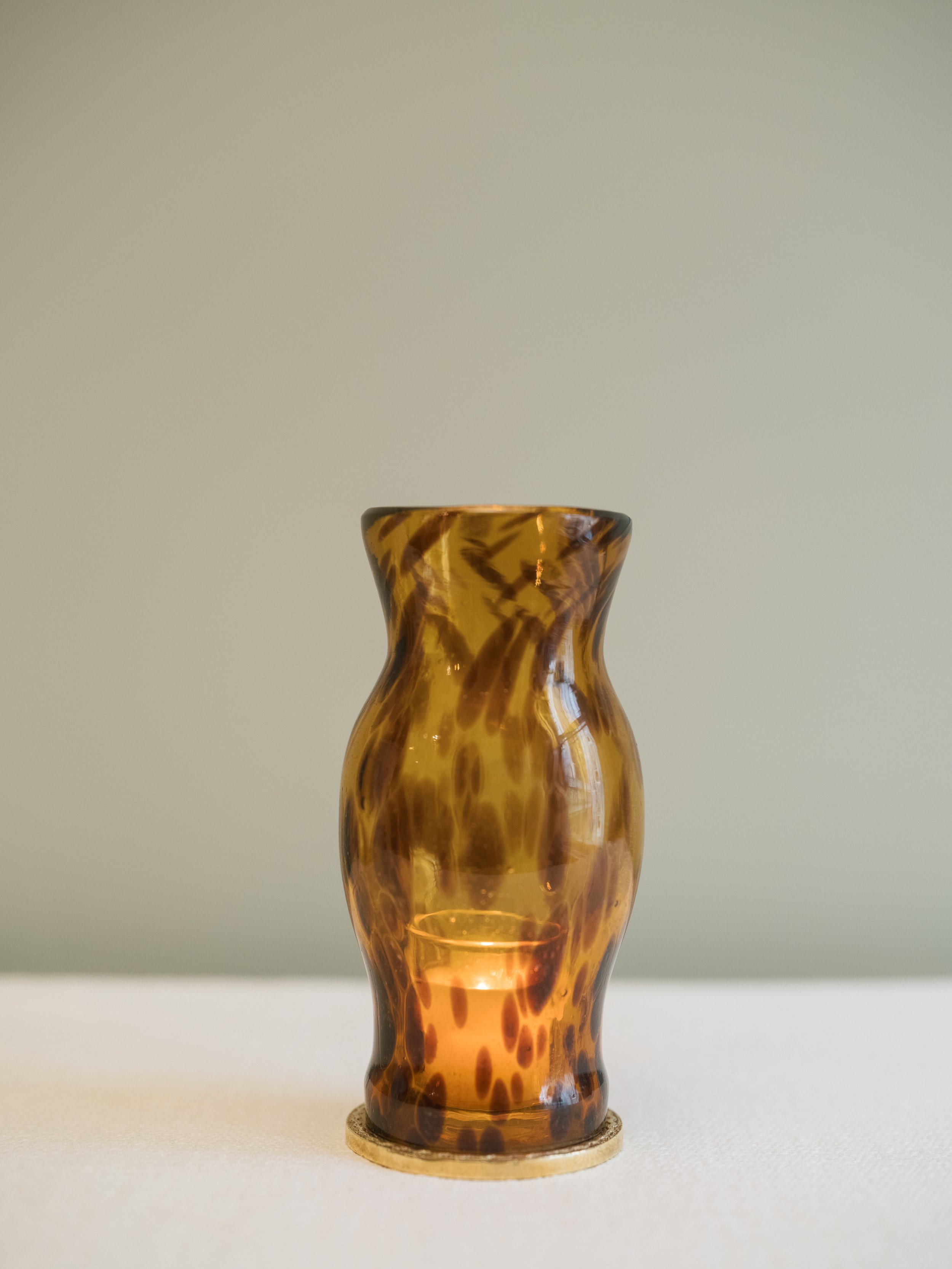 Tortoise 7" Mini Tabletop Hurricane