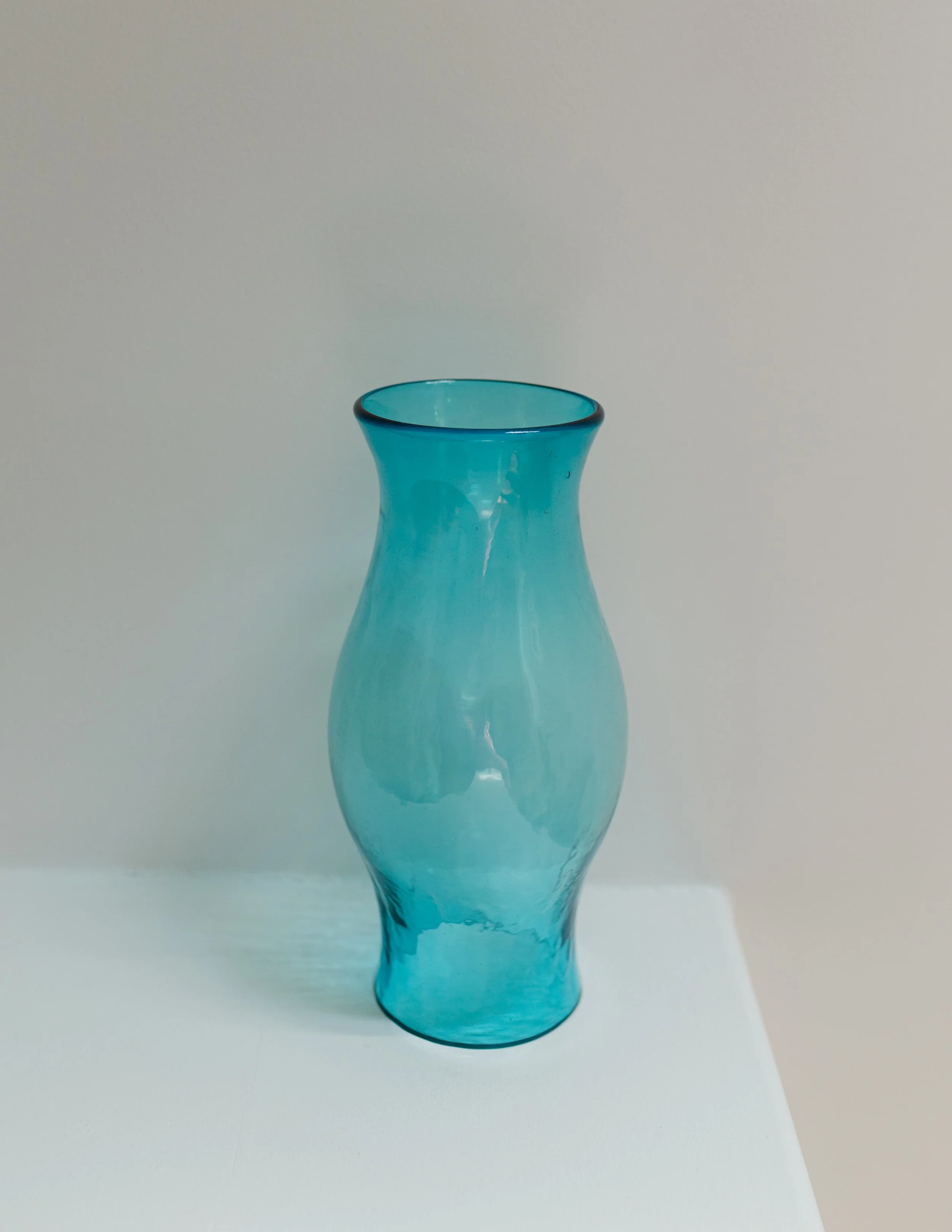 Aquamarine 14” Signature Hurricane with a Pebbled Finish