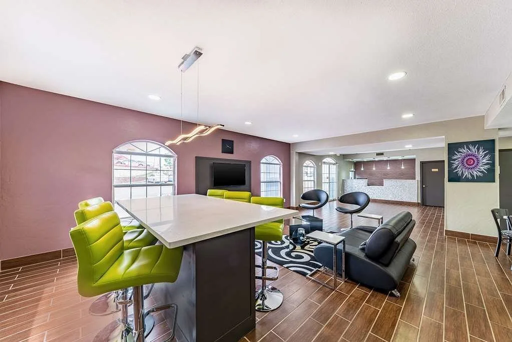 spacious-lobby.jpg