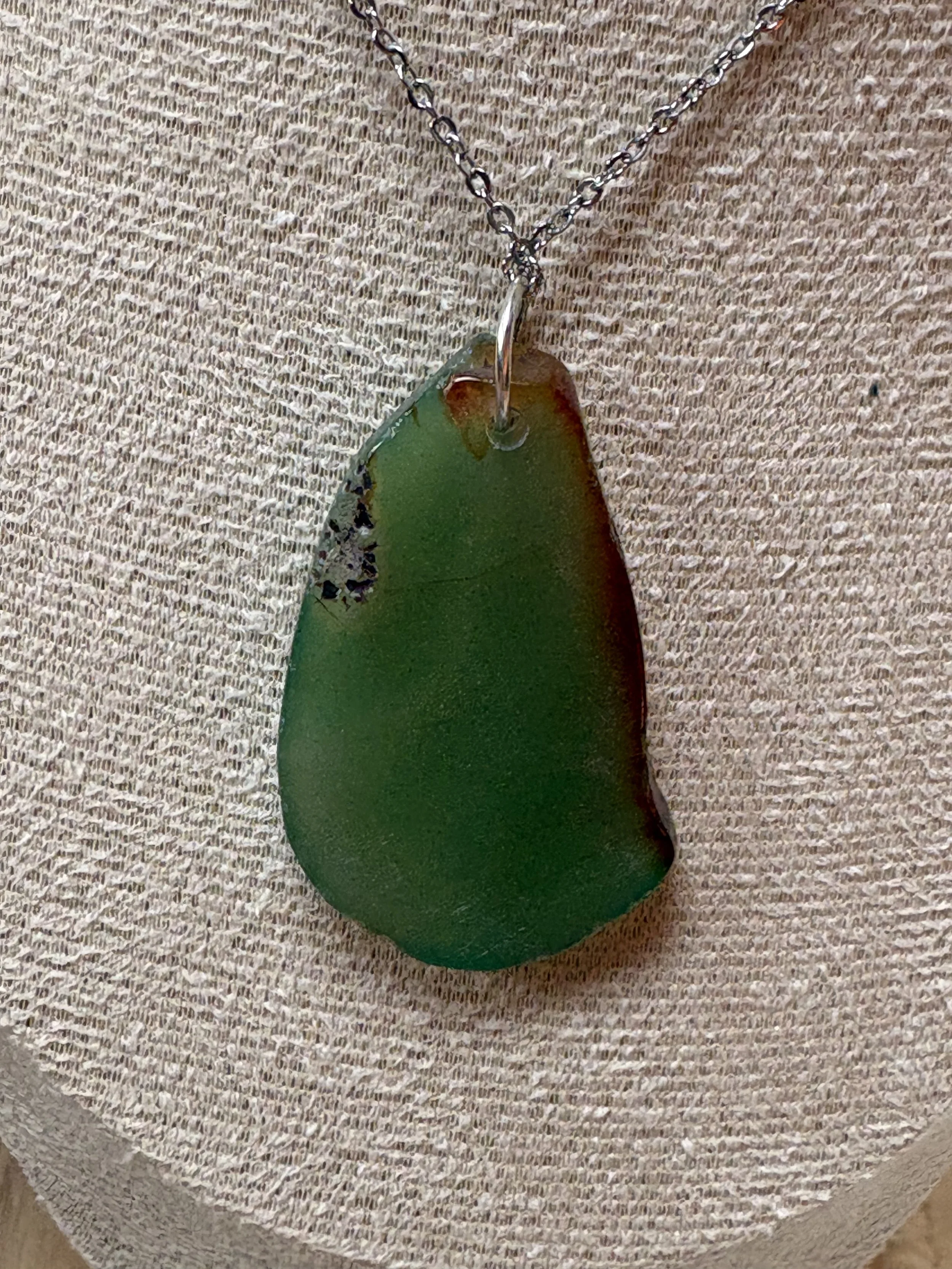 Green Teardrop Agate Necklace with Silver Chain