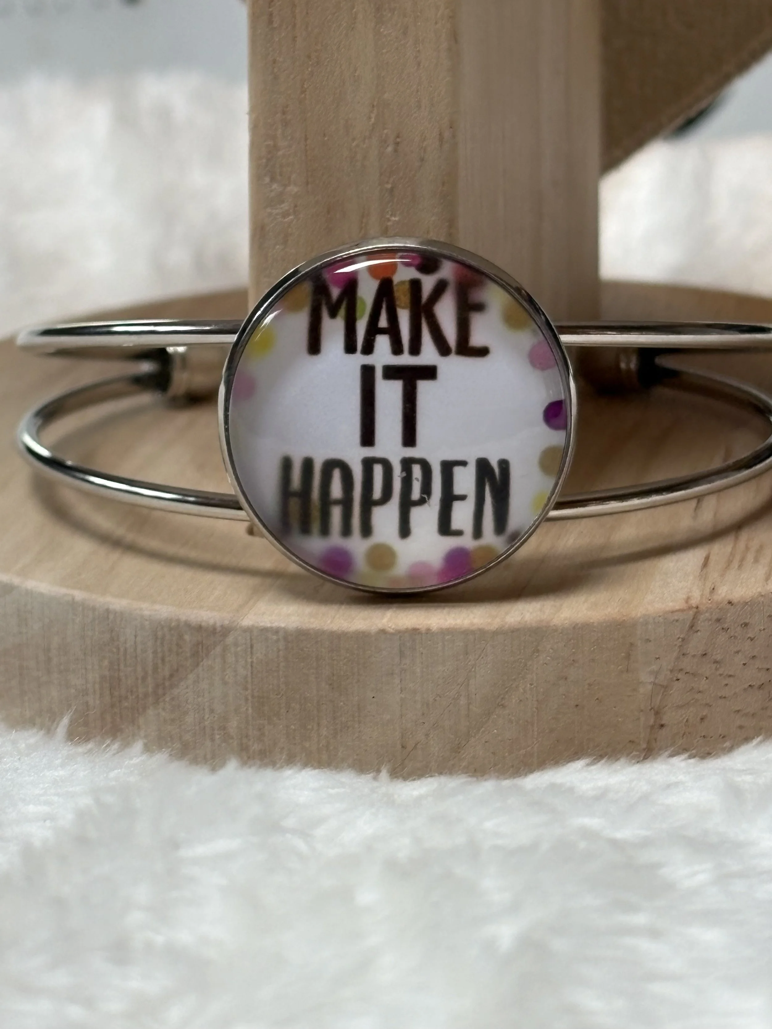 Make It Happen Cabochon Bracelet