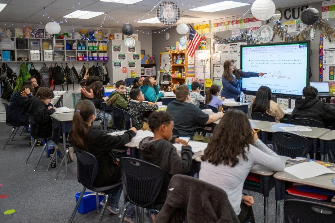 Our Teacher-Directed Model: Flexibility Meets Academic Excellence