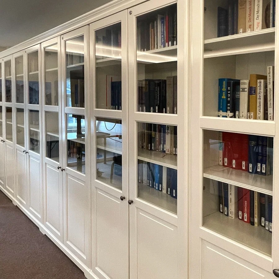 hieber-zimmer-bucherschrank-Q.jpg